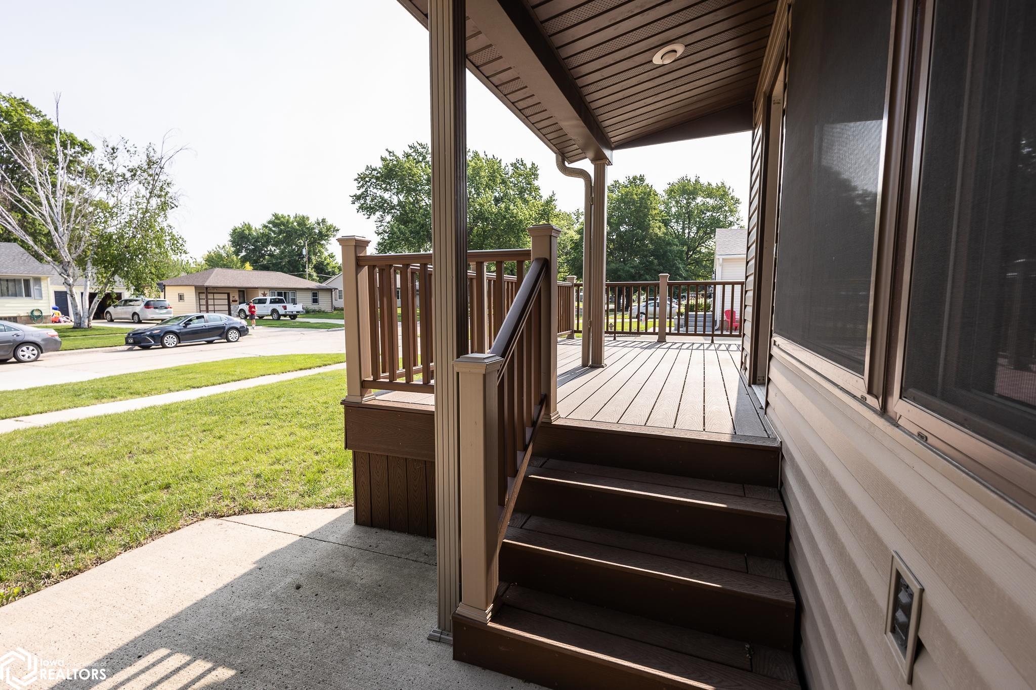 785 W 5th St, Garner, Iowa image 5