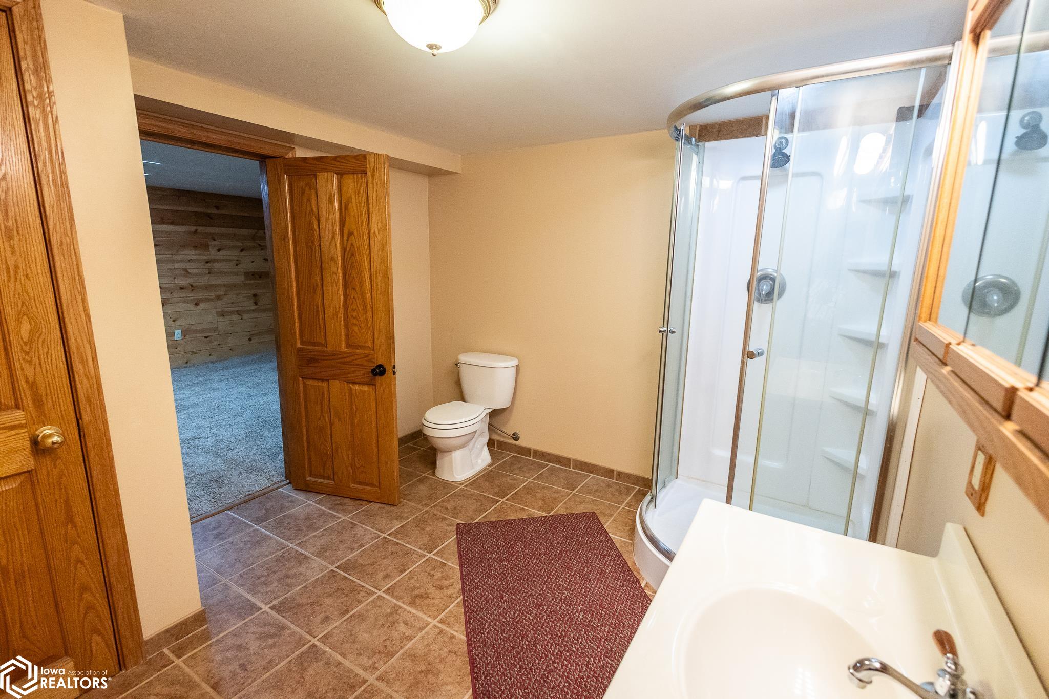 785 W 5th St, Garner, Iowa image 49