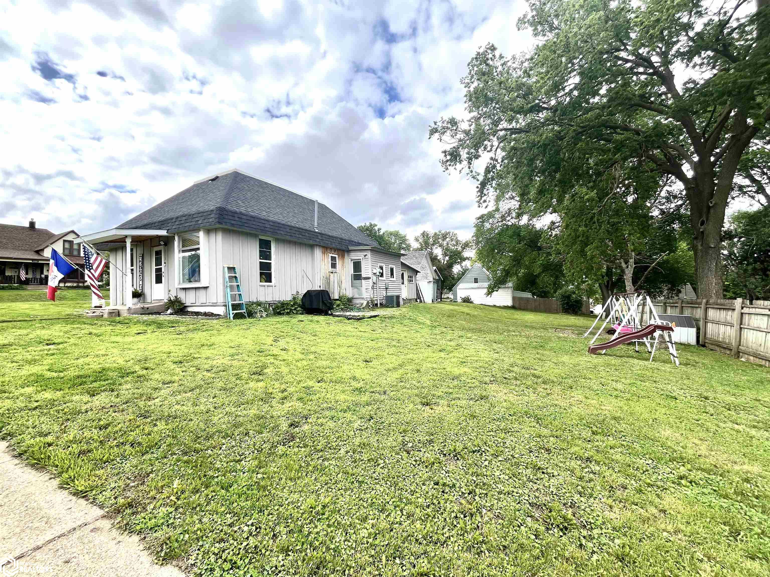 912 Tarkington Street, Harlan, Iowa image 4