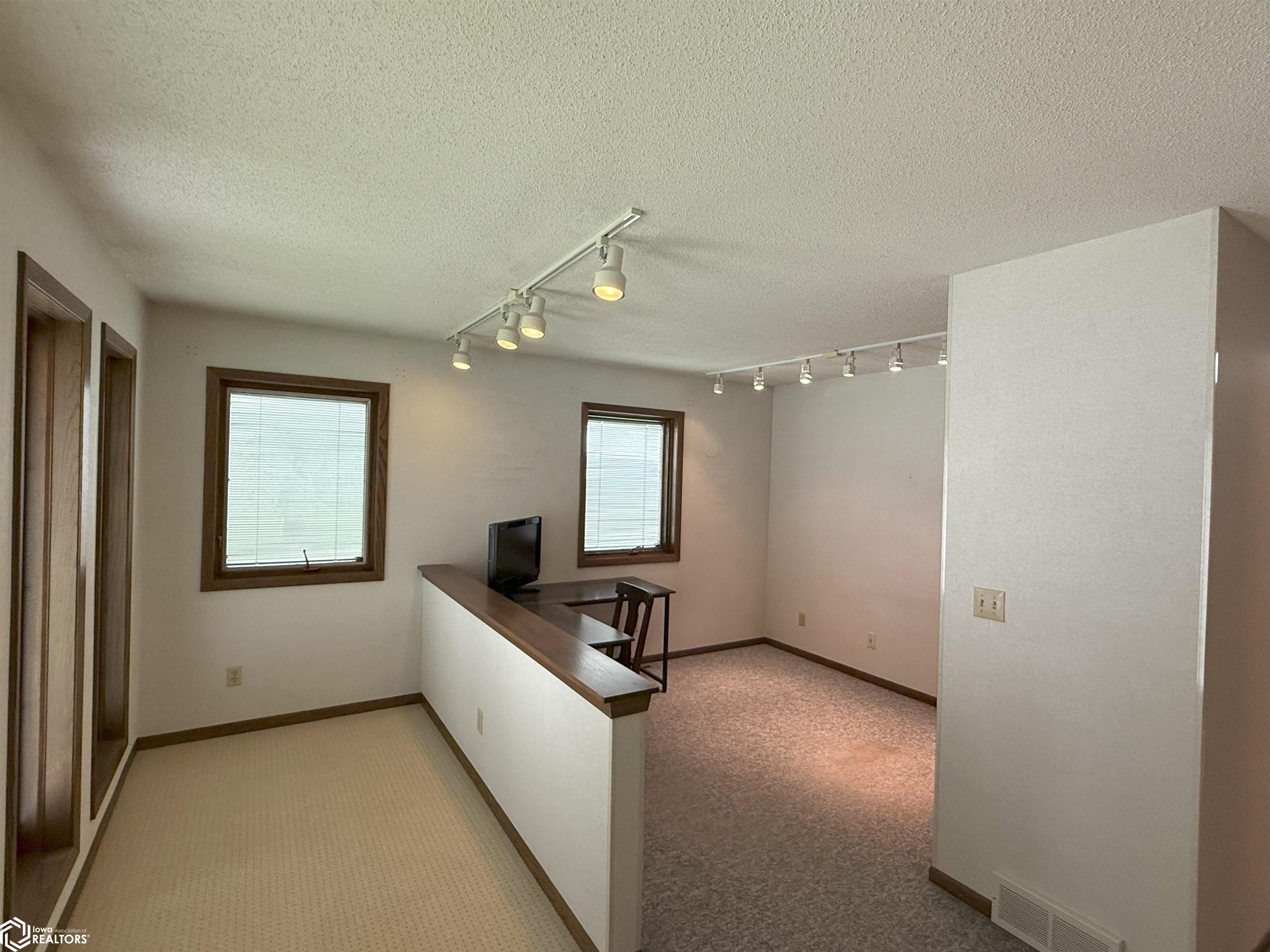 207 Blaine Street, Ledyard, Iowa image 16