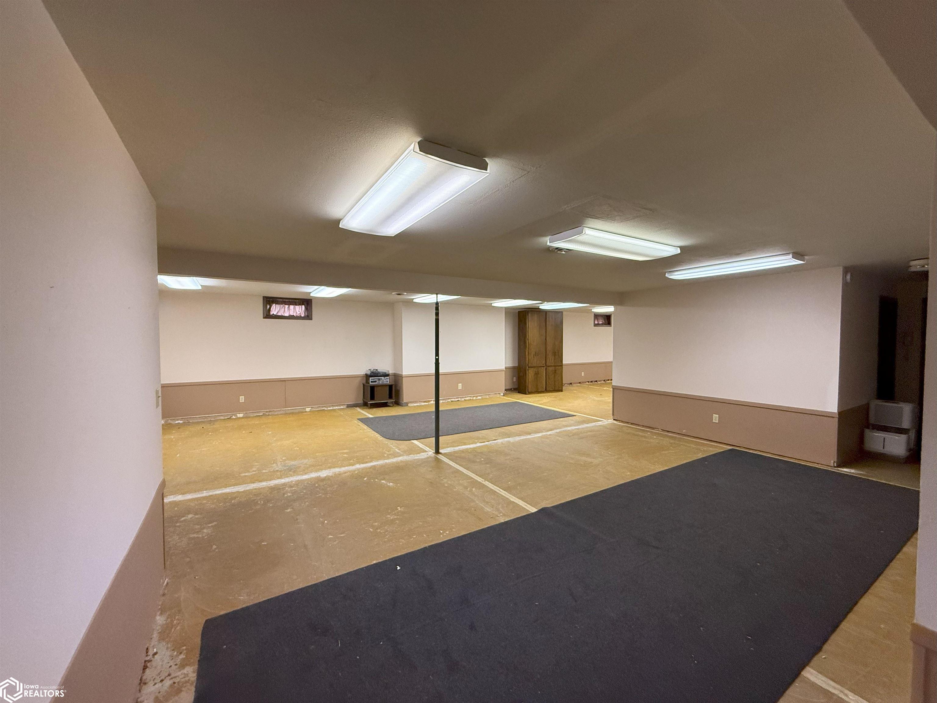 207 Blaine Street, Ledyard, Iowa image 28