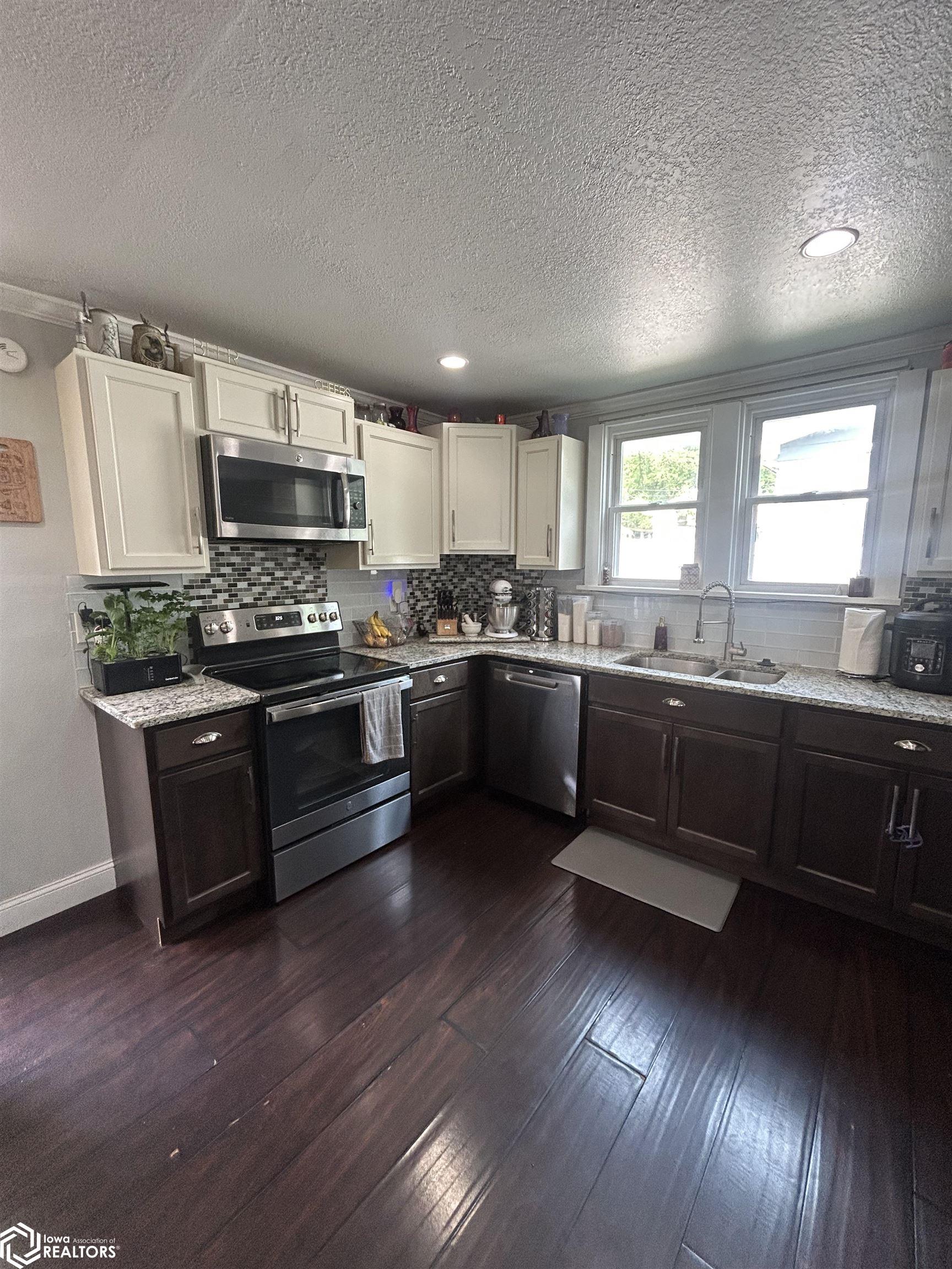 1515 Avenue B, Fort Madison, Iowa image 5