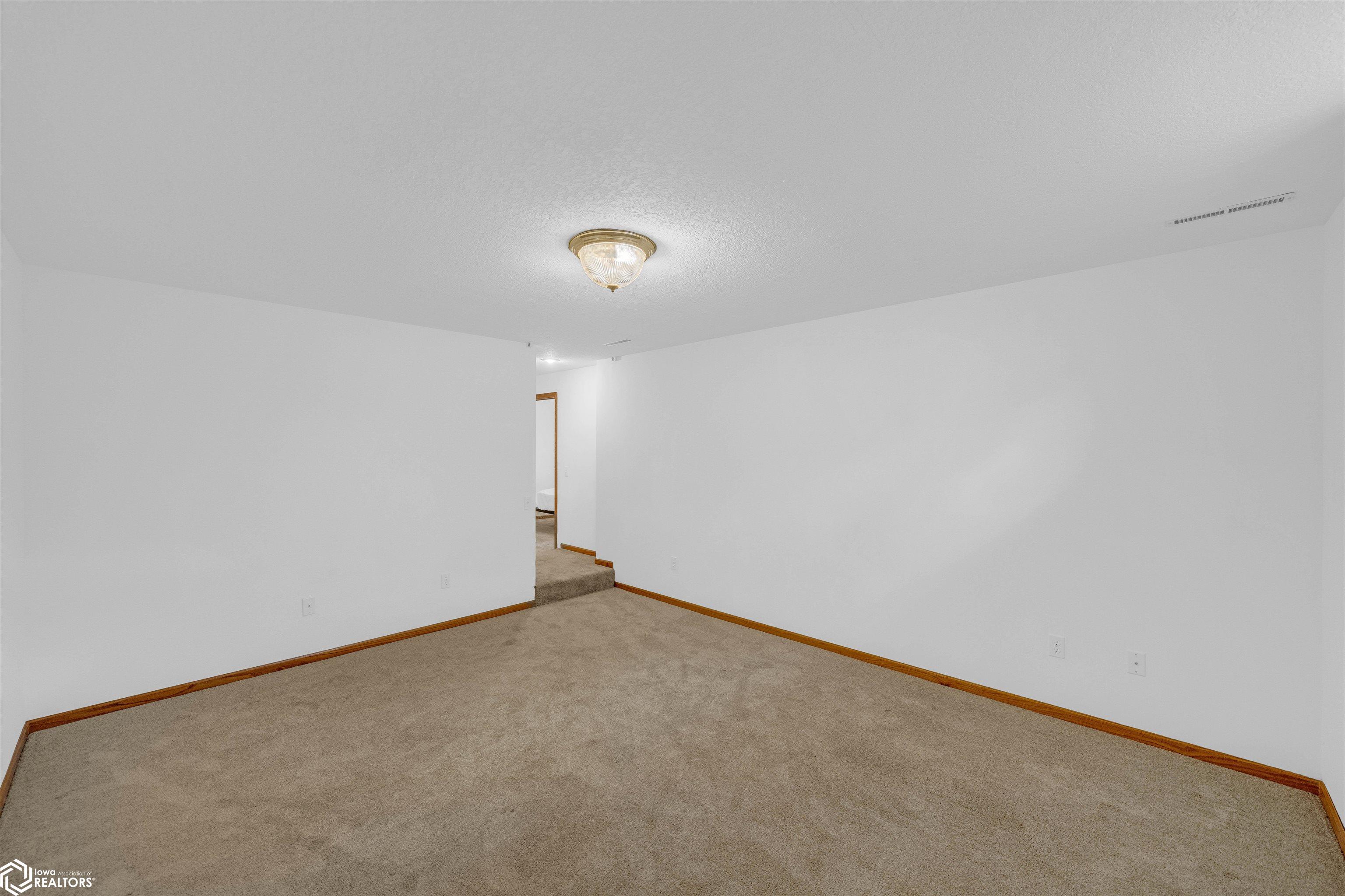 810 NE 5th Street, Ankeny, Iowa image 18