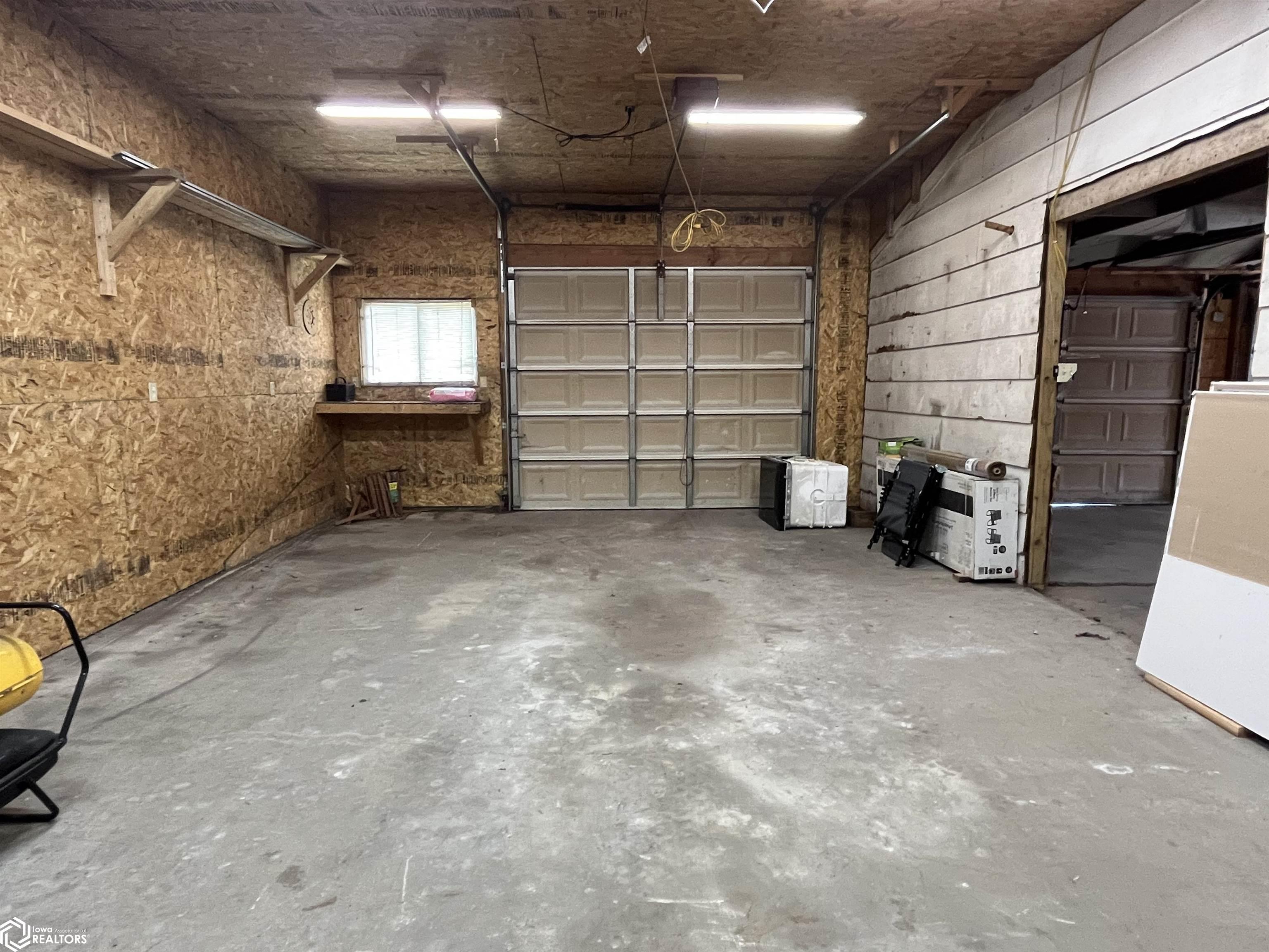 105 S 6th Street, Albia, Iowa image 27
