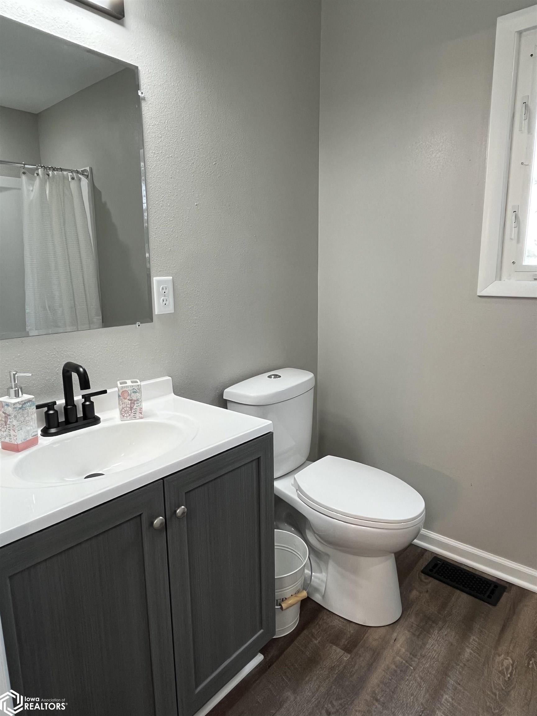 19402 Bluegrass Road, Ottumwa, Iowa image 13