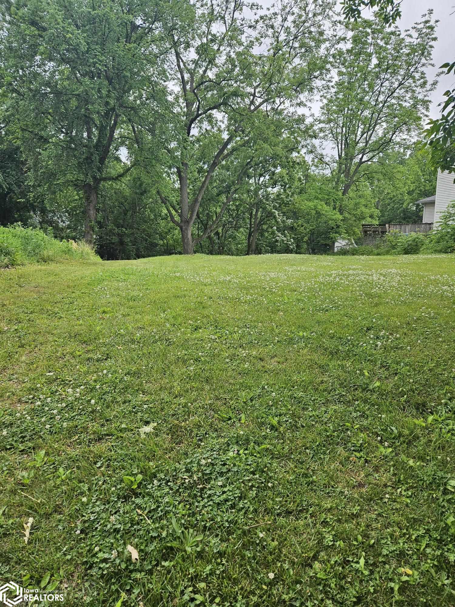 210 W Woodland Avenue, Ottumwa, Iowa image 2