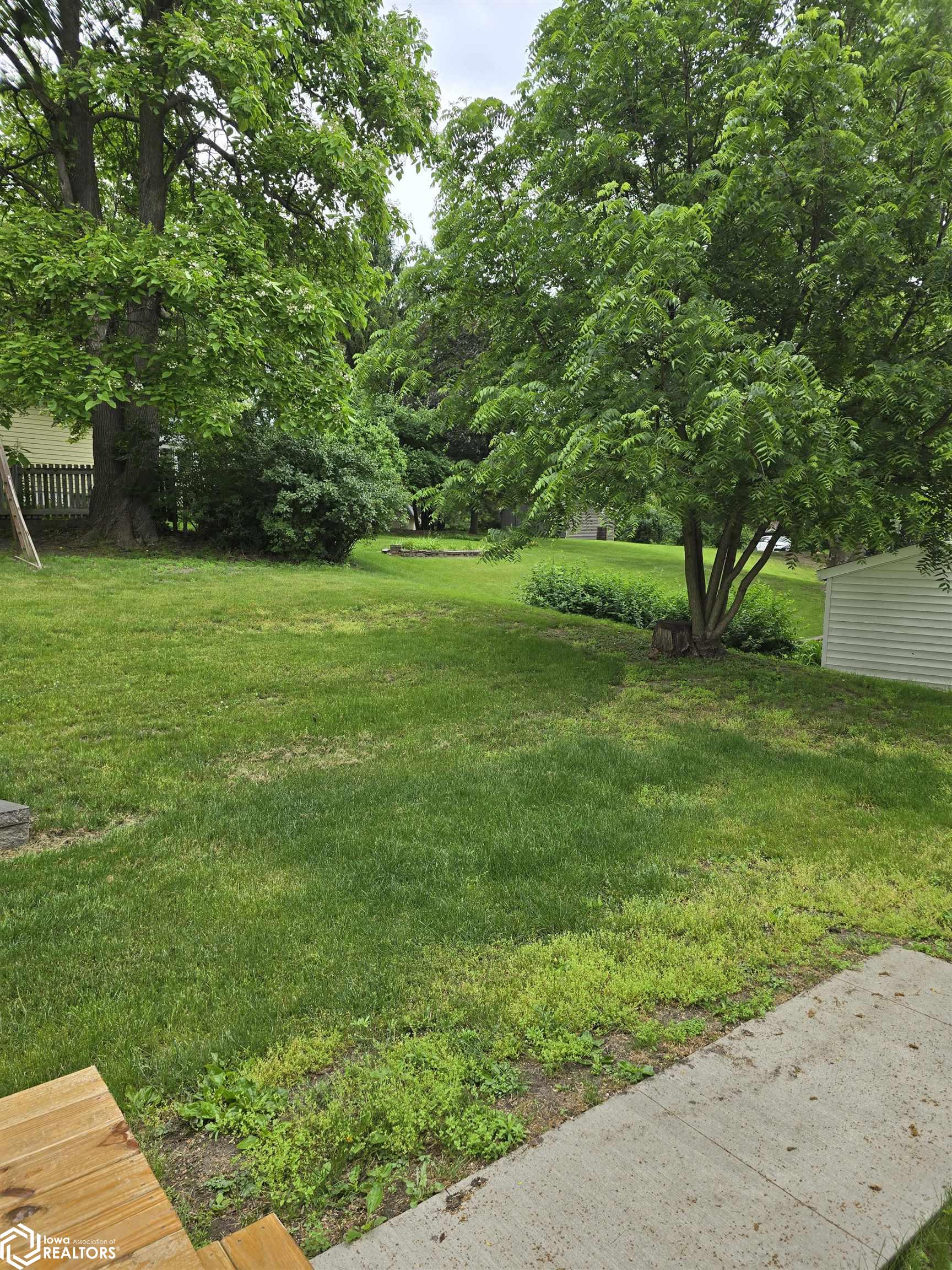 1002 Maywood Drive, Oskaloosa, Iowa image 30