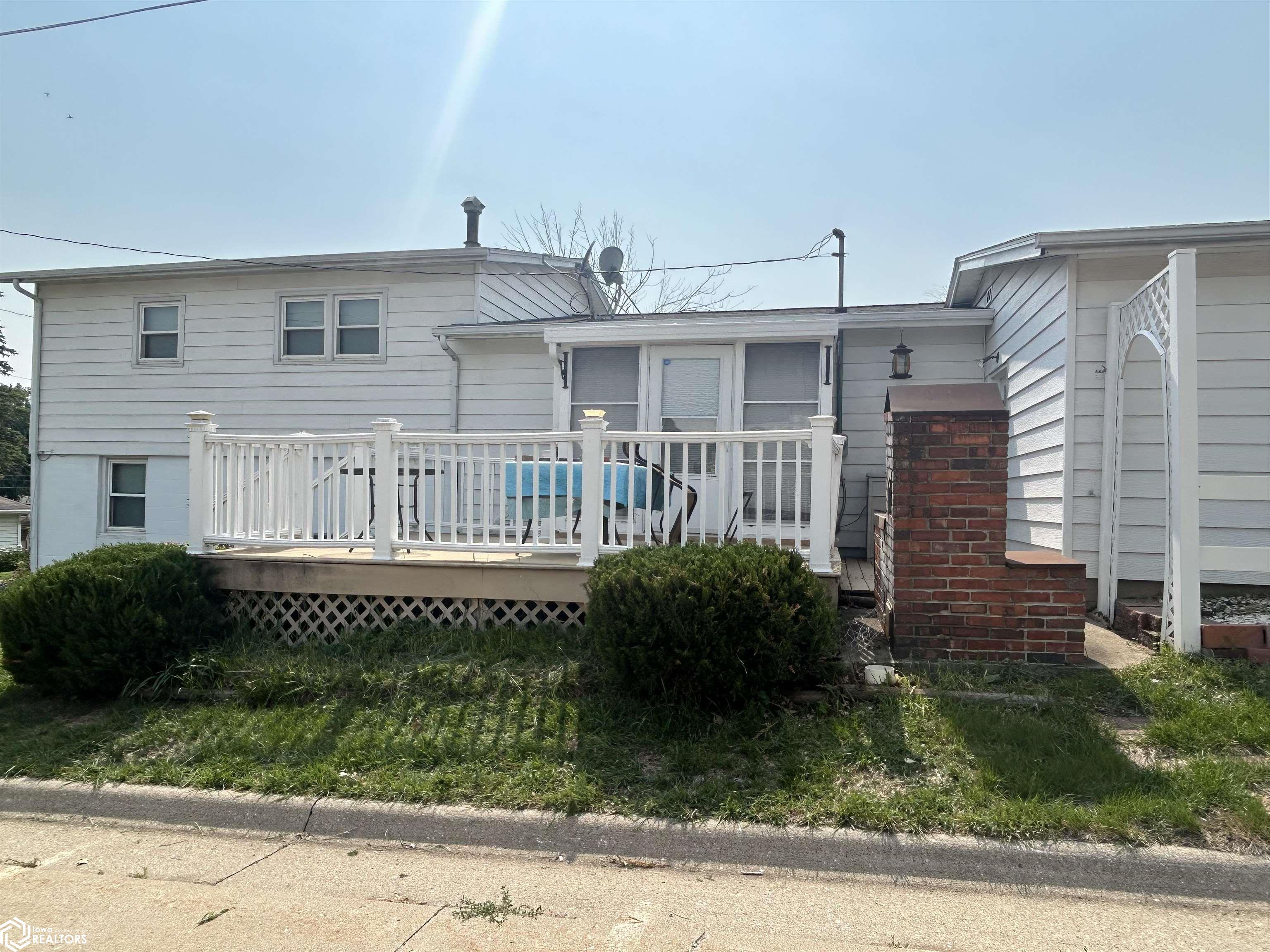 205 Helm Street, Marshalltown, Iowa image 4
