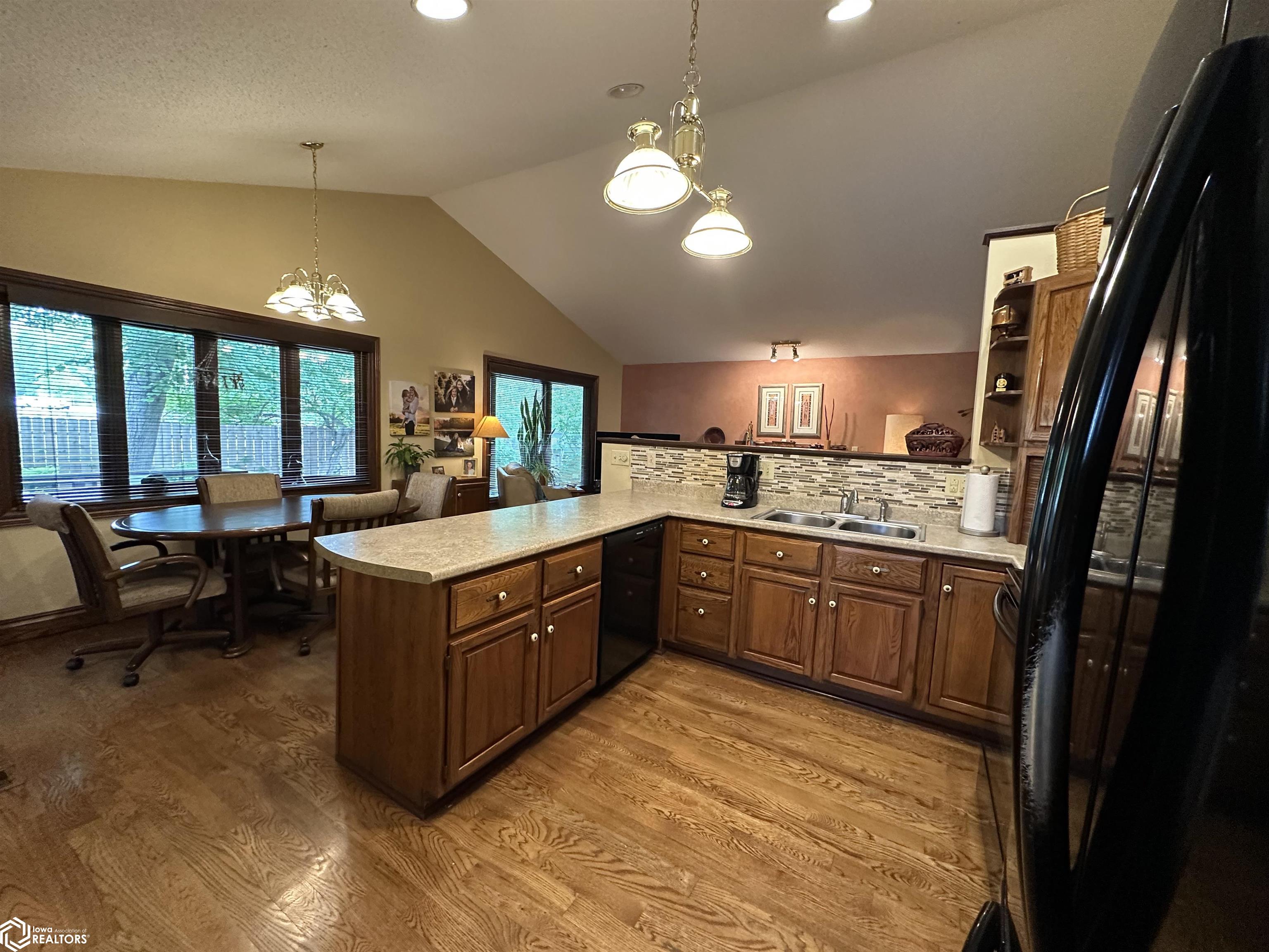 1 Golf Court, Burlington, Iowa image 15