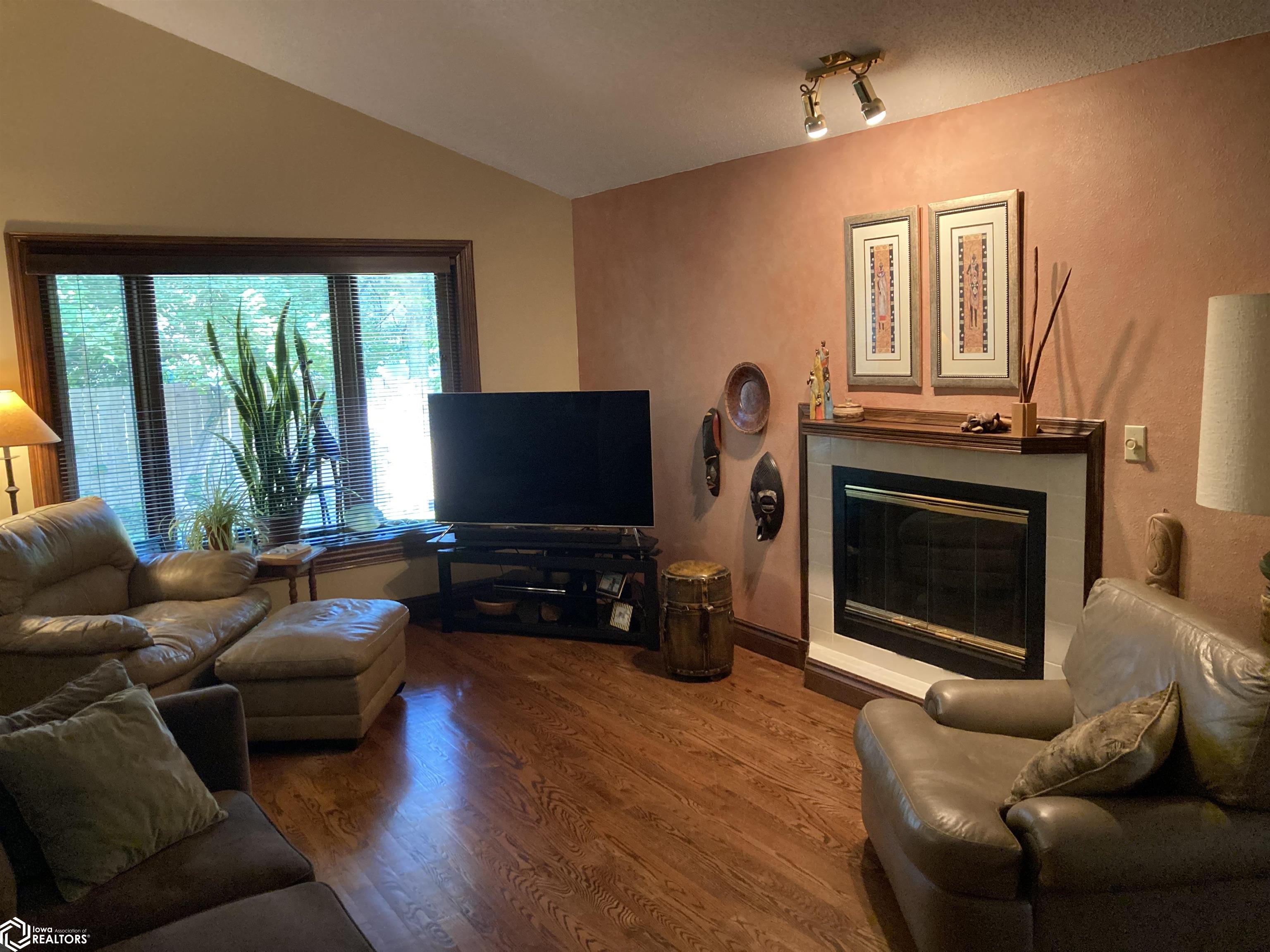 1 Golf Court, Burlington, Iowa image 18