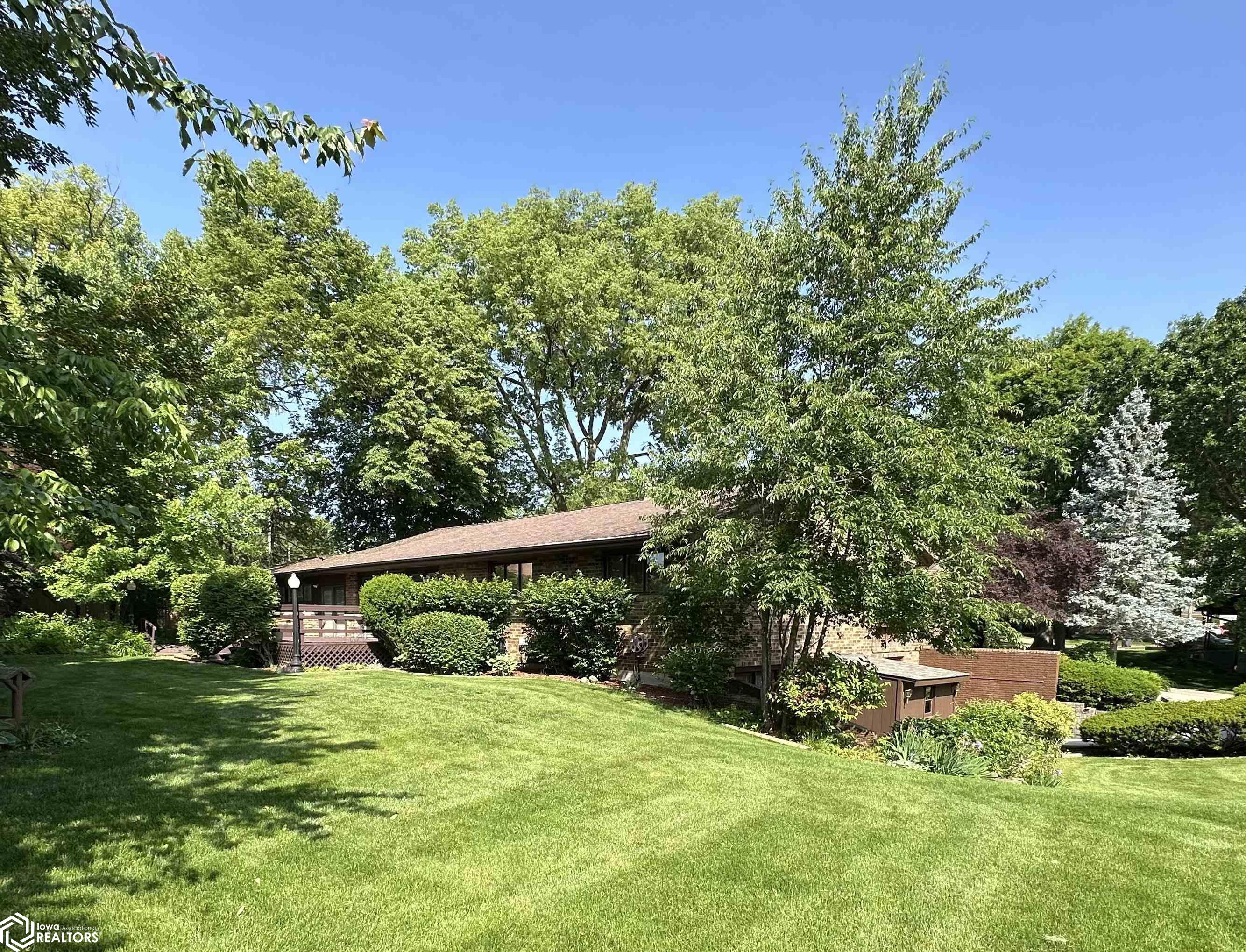 1 Golf Court, Burlington, Iowa image 5