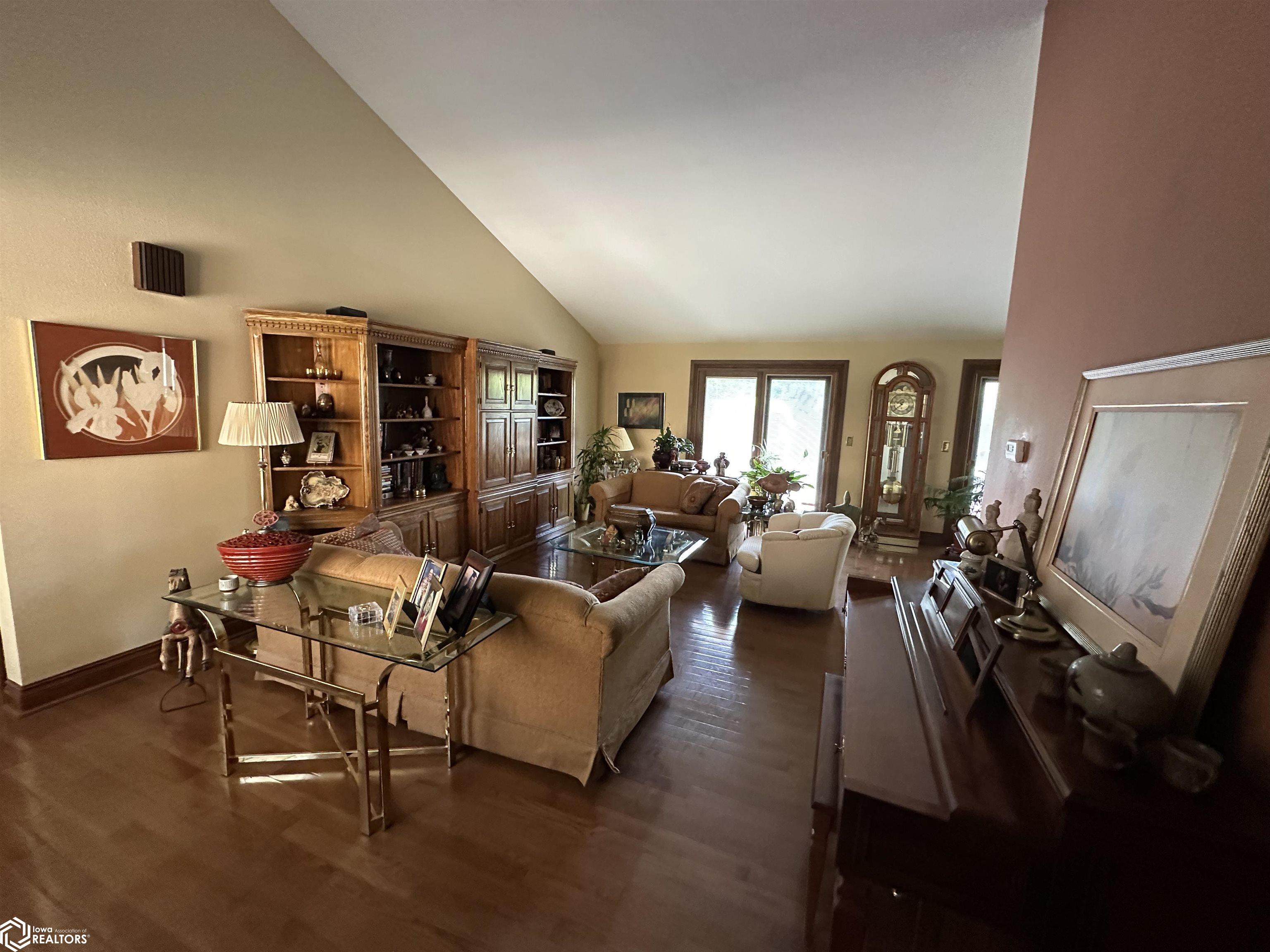 1 Golf Court, Burlington, Iowa image 9