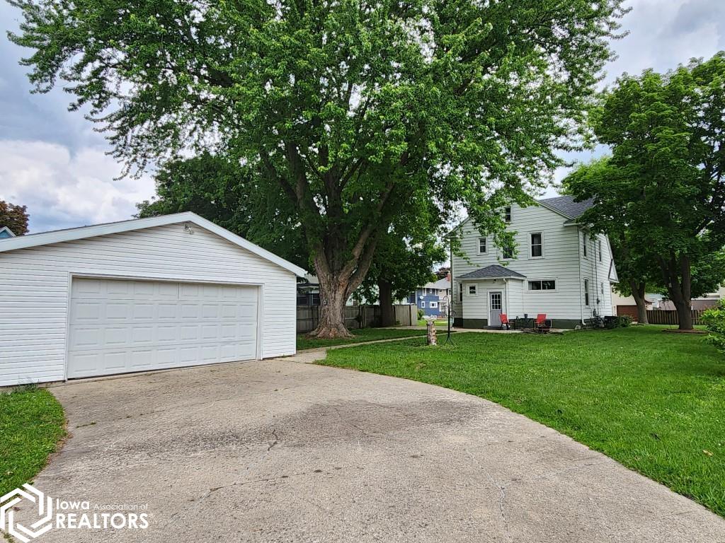 610 N Jefferson Avenue, Mason City, Iowa image 24
