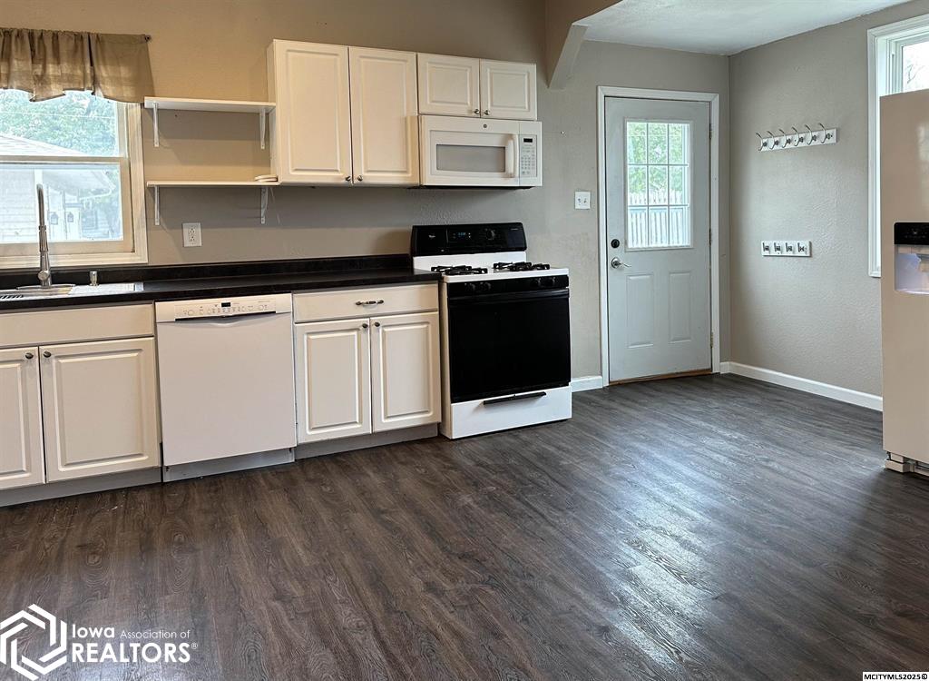 107 8th Street, Northwood, Iowa image 3