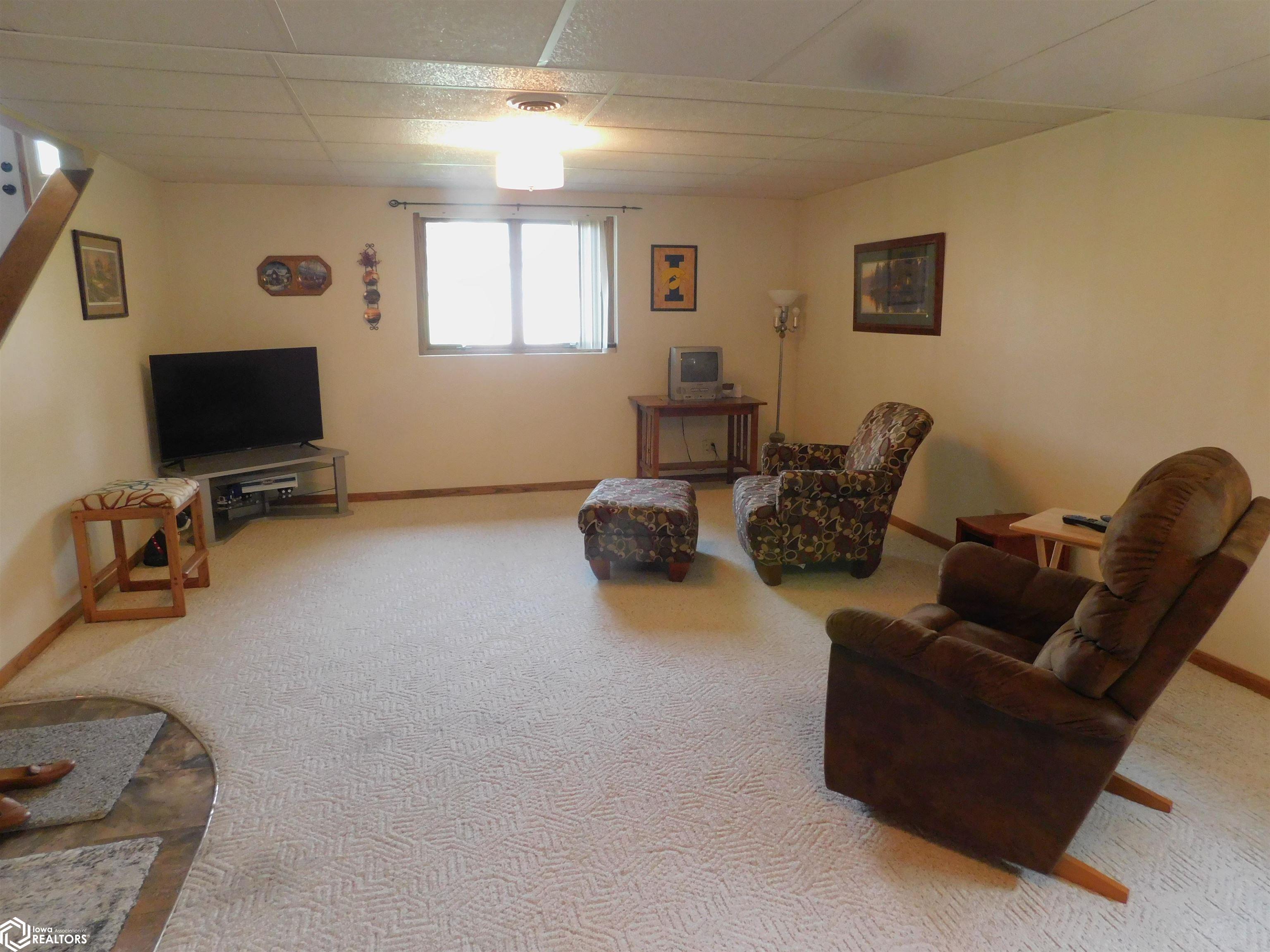 2201 Bel Aire Drive, Denison, Iowa image 12