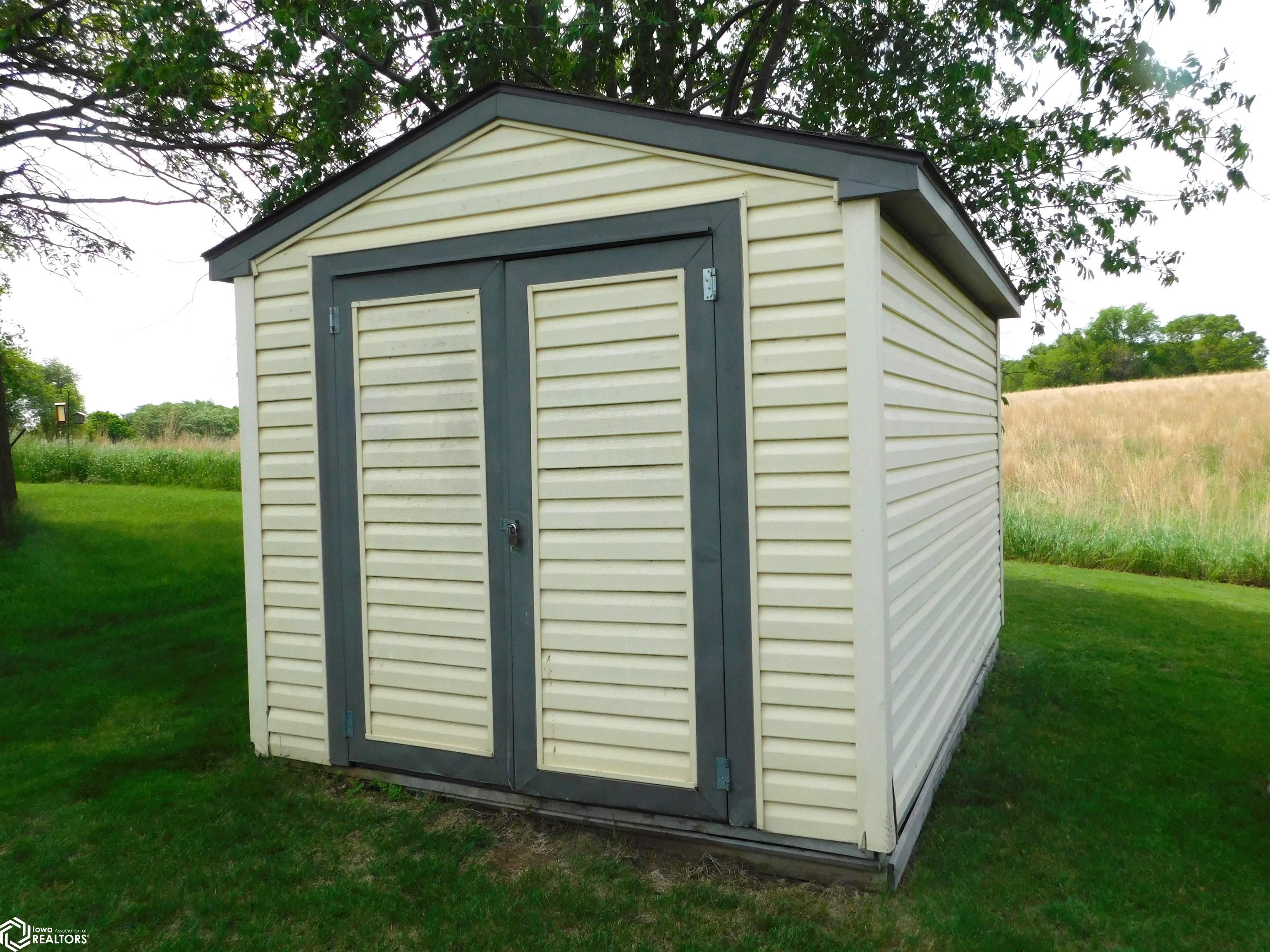 2201 Bel Aire Drive, Denison, Iowa image 23
