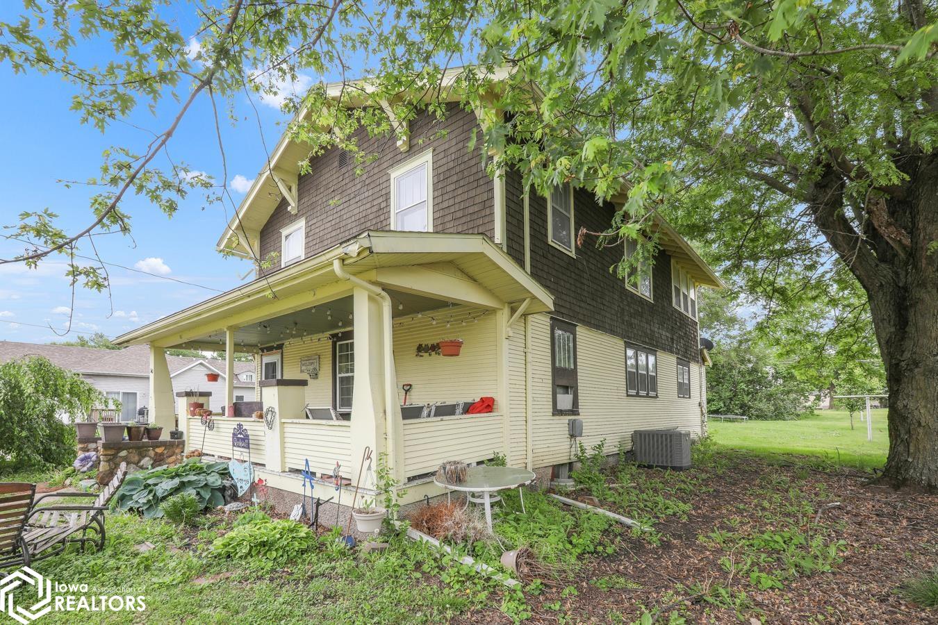 540 A Avenue, Albia, Iowa image 2