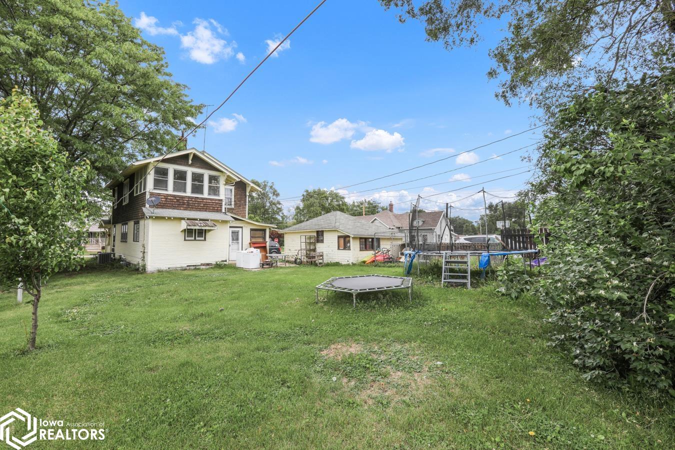 540 A Avenue, Albia, Iowa image 3