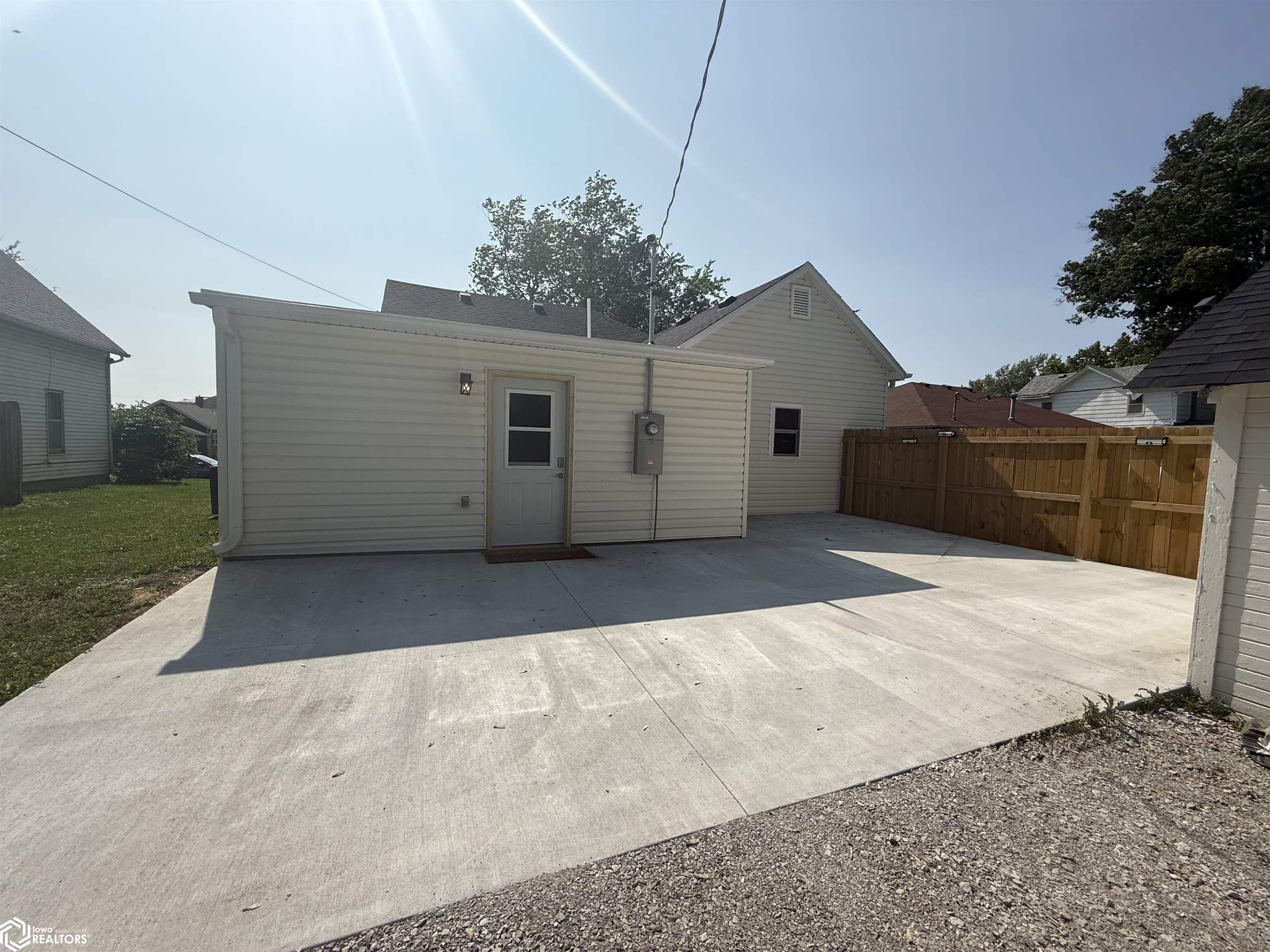 305 N Walnut Street, Creston, Iowa image 11