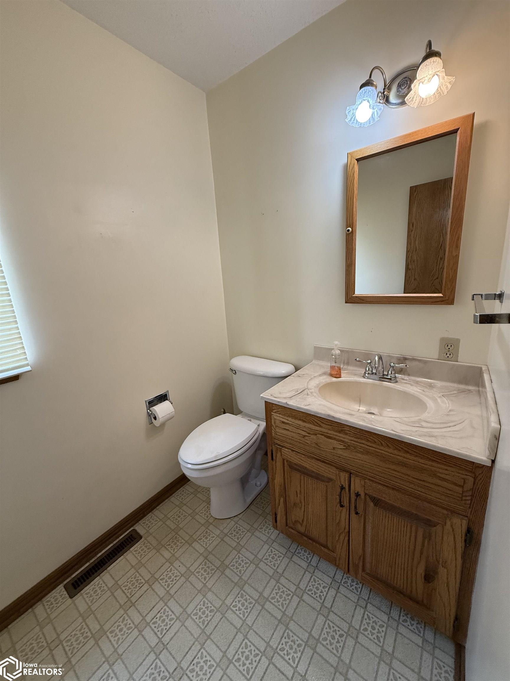 1216 Garfield Avenue, Harlan, Iowa image 15