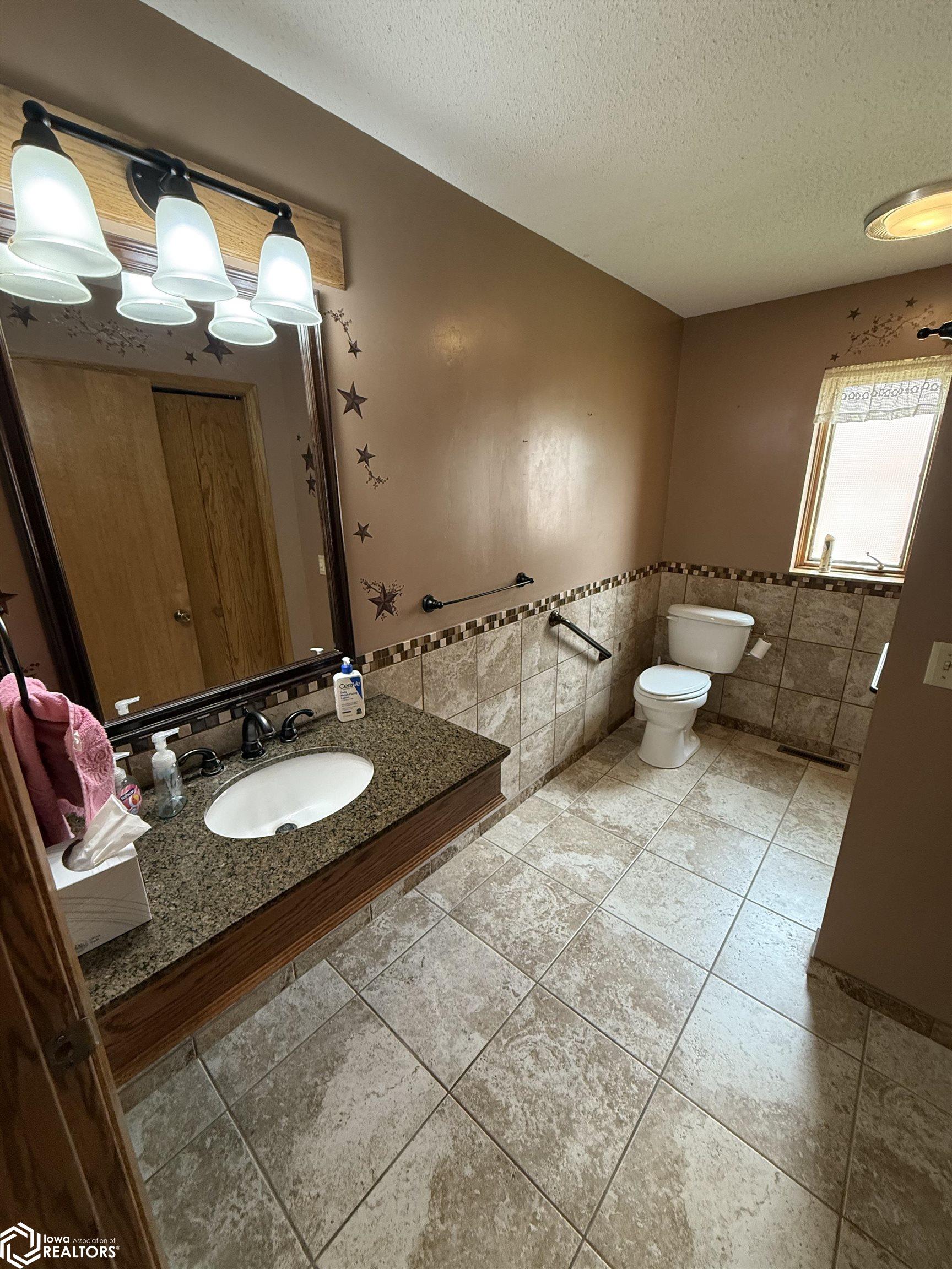 1216 Garfield Avenue, Harlan, Iowa image 17
