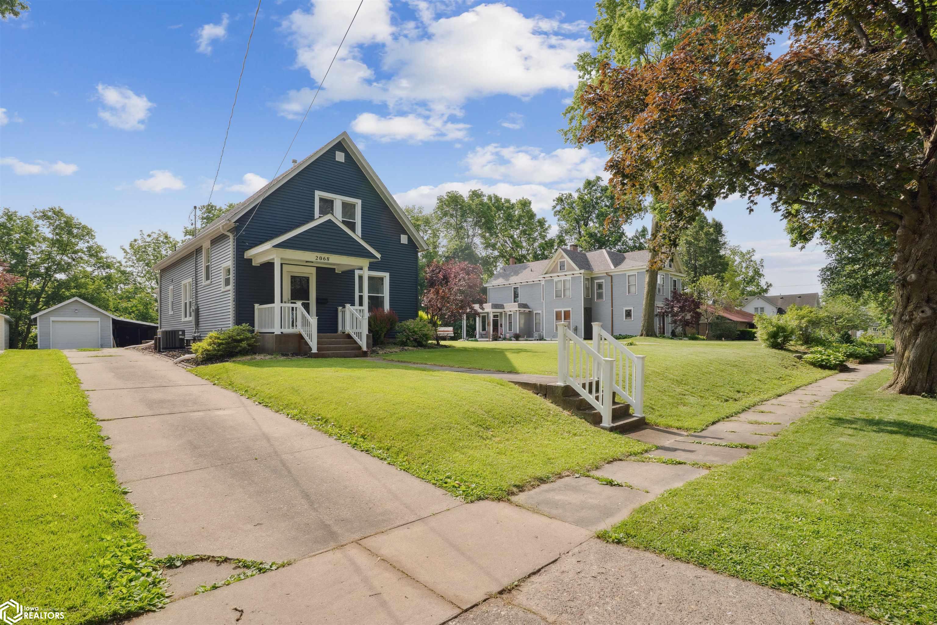 2068 Highland Avenue, Burlington, Iowa image 2