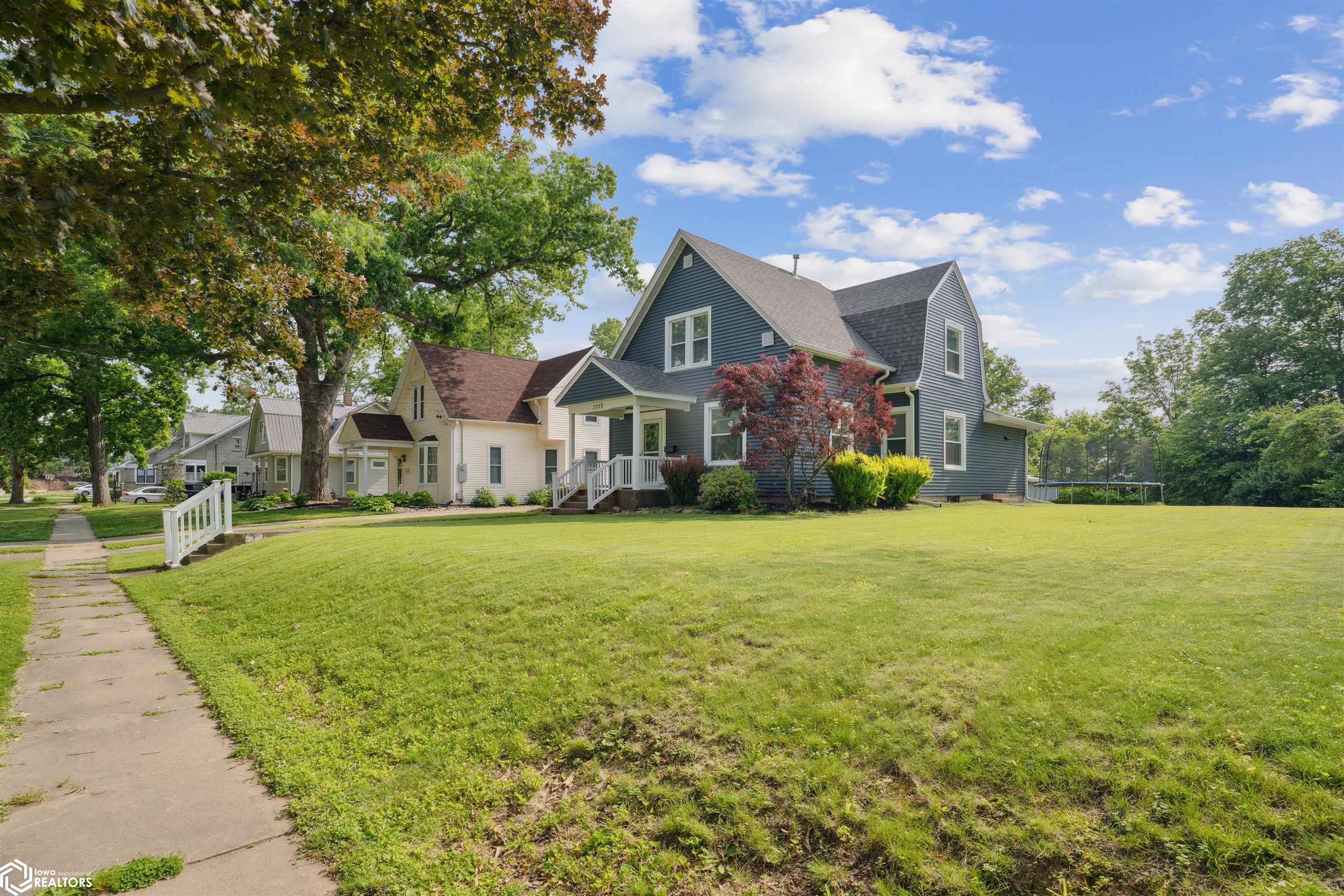 2068 Highland Avenue, Burlington, Iowa image 3
