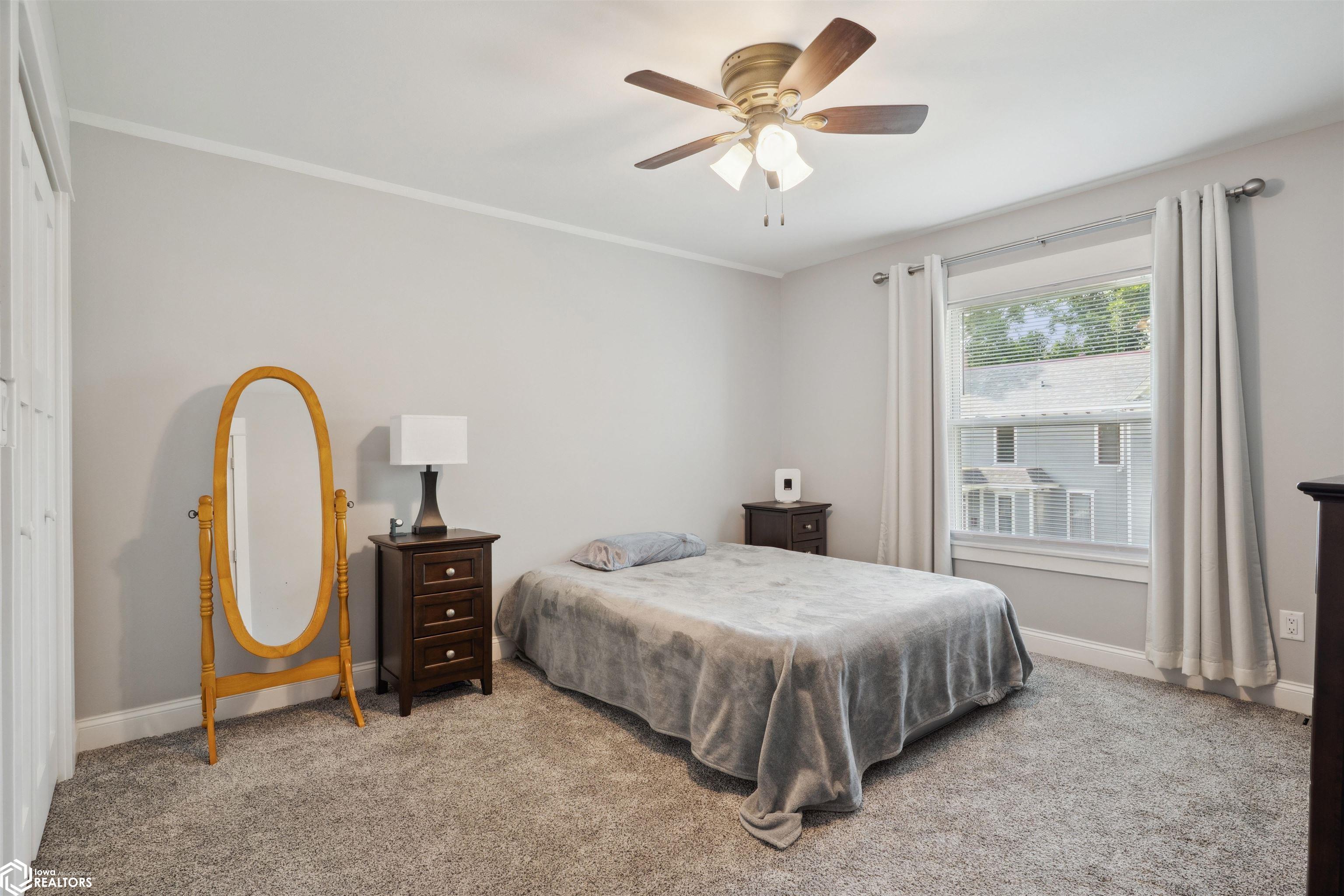 2068 Highland Avenue, Burlington, Iowa image 22