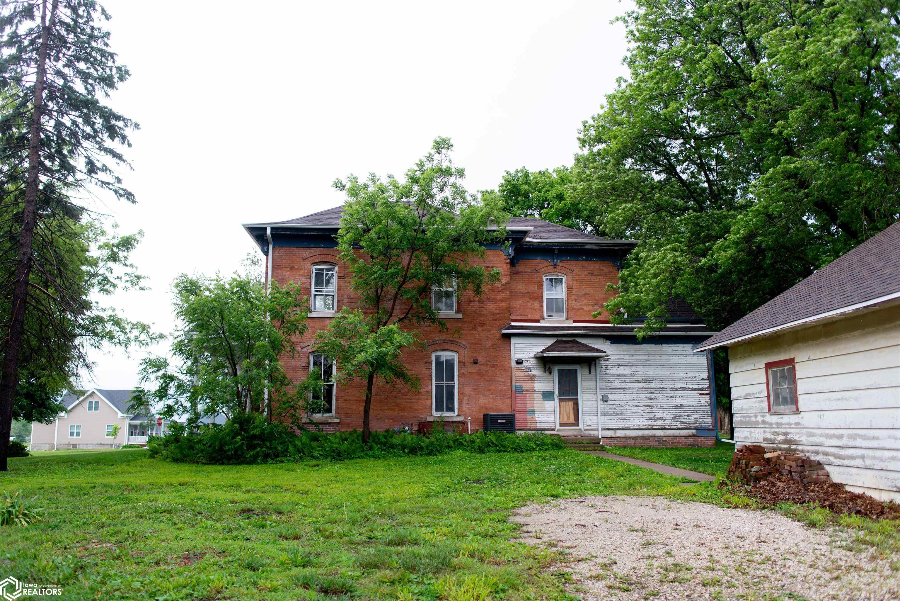 203 SW Mills Street, Greenfield, Iowa image 4