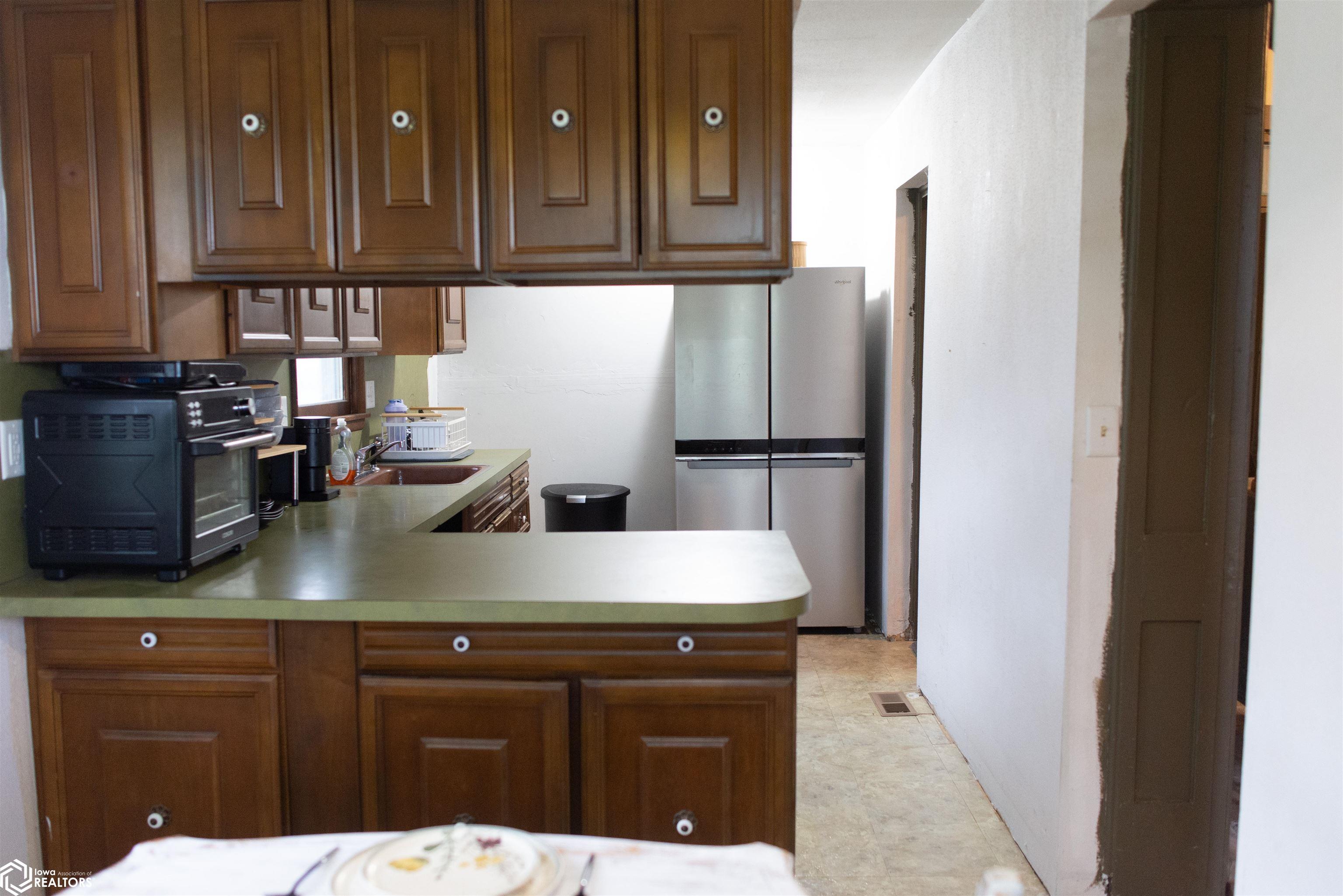 203 SW Mills Street, Greenfield, Iowa image 10