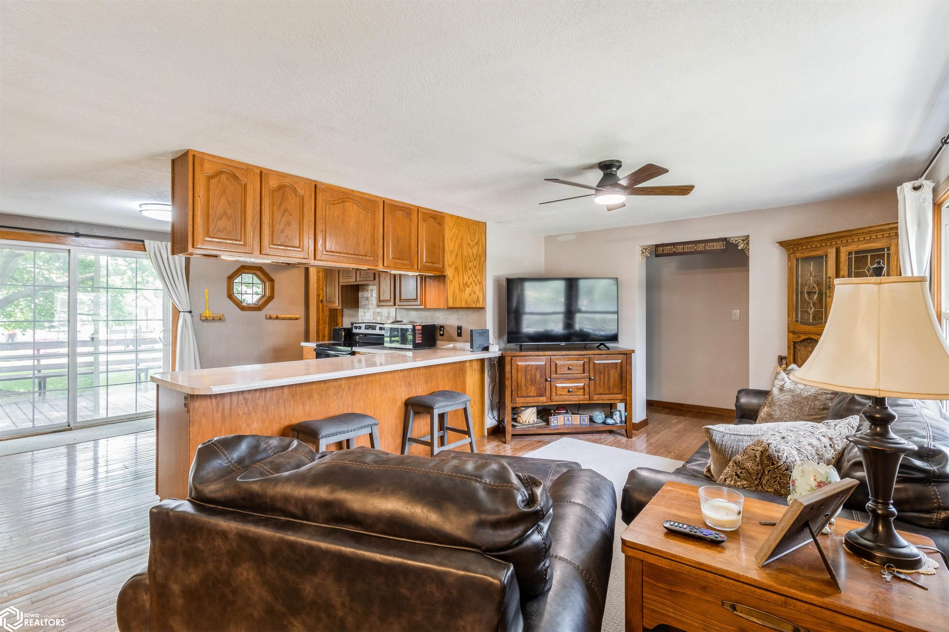 1606 3rd St Place, Eldora, Iowa image 6