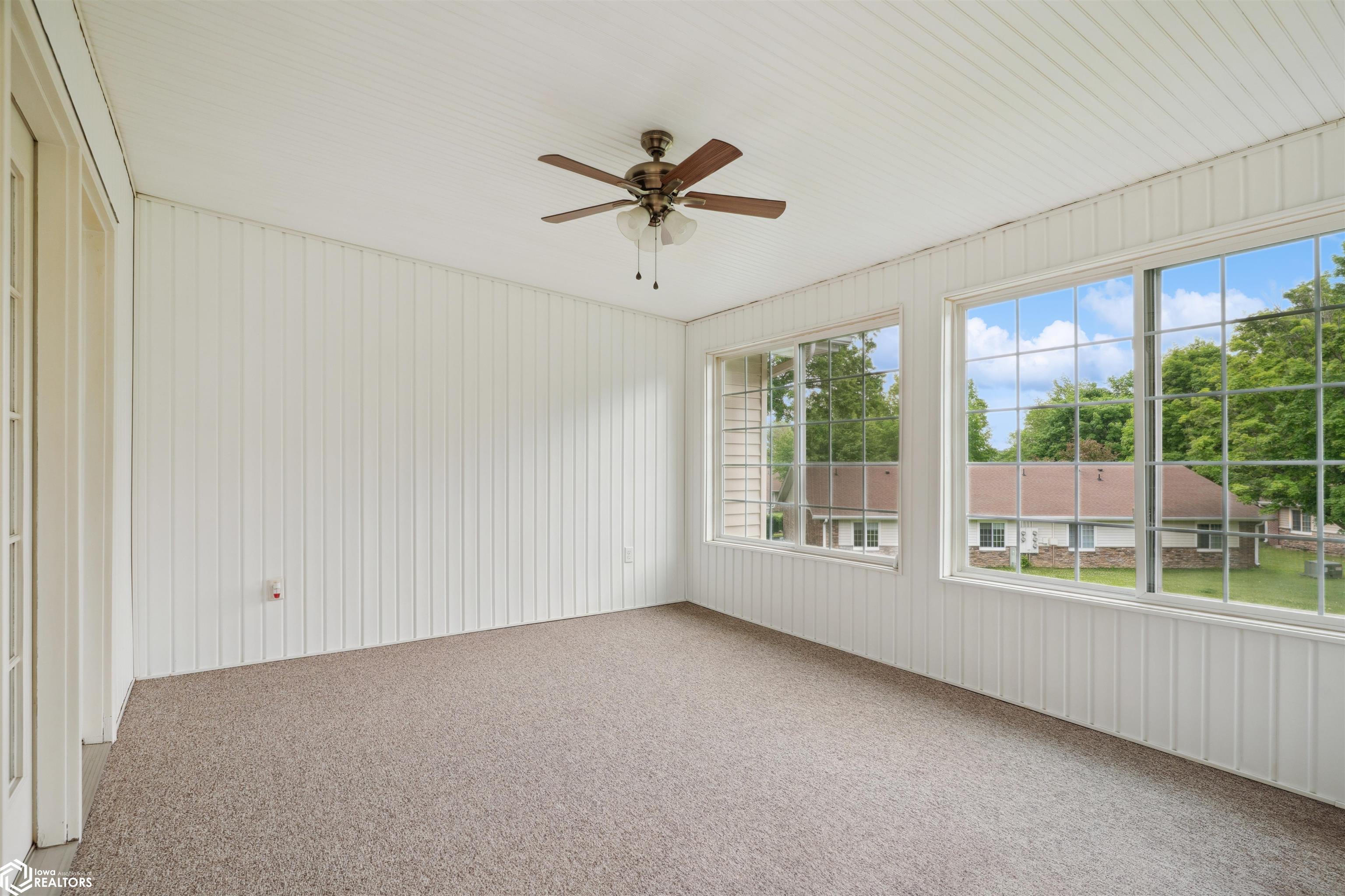 1408 Orchard Meadow Drive #D, Burlington, Iowa image 13