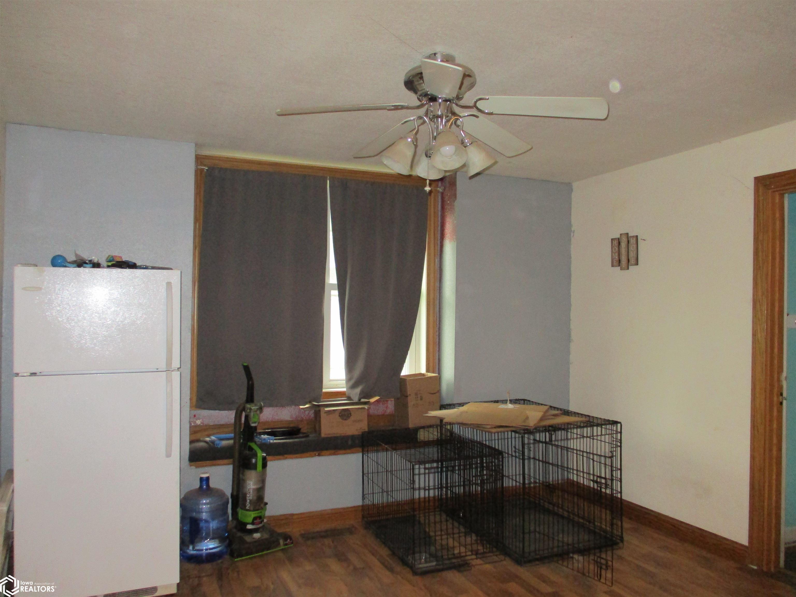 910 S 15th, Centerville, Iowa image 6