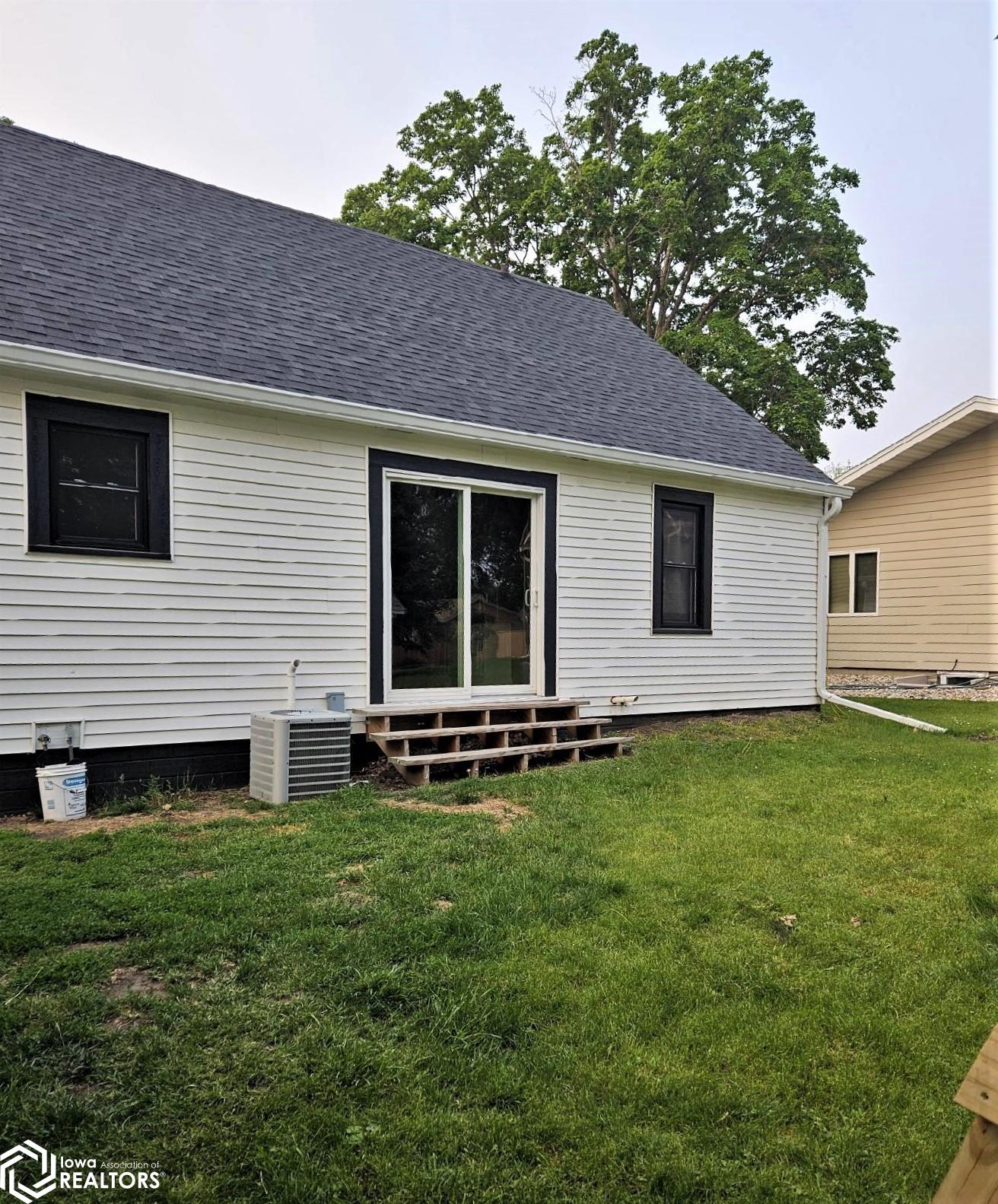 506 E Lucas Street, Algona, Iowa image 5