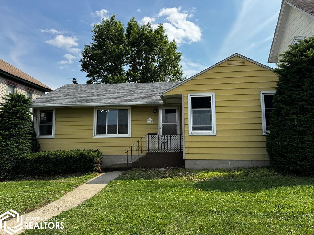 724 1st Street, Webster City, Iowa image 1