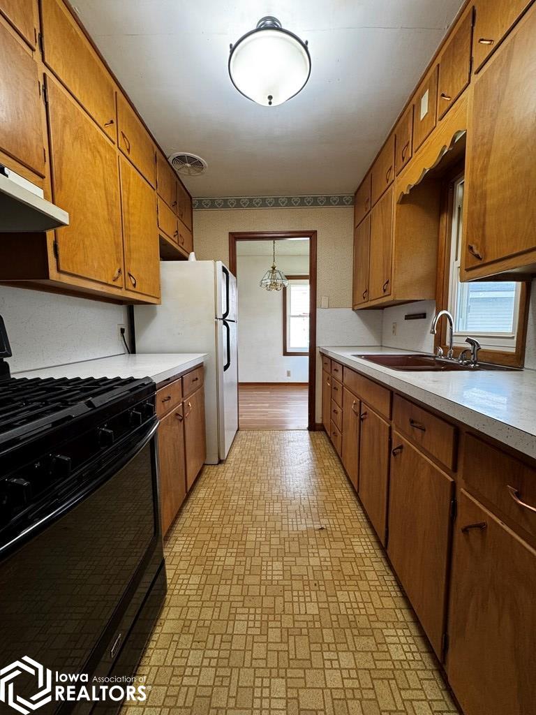 724 1st Street, Webster City, Iowa image 3