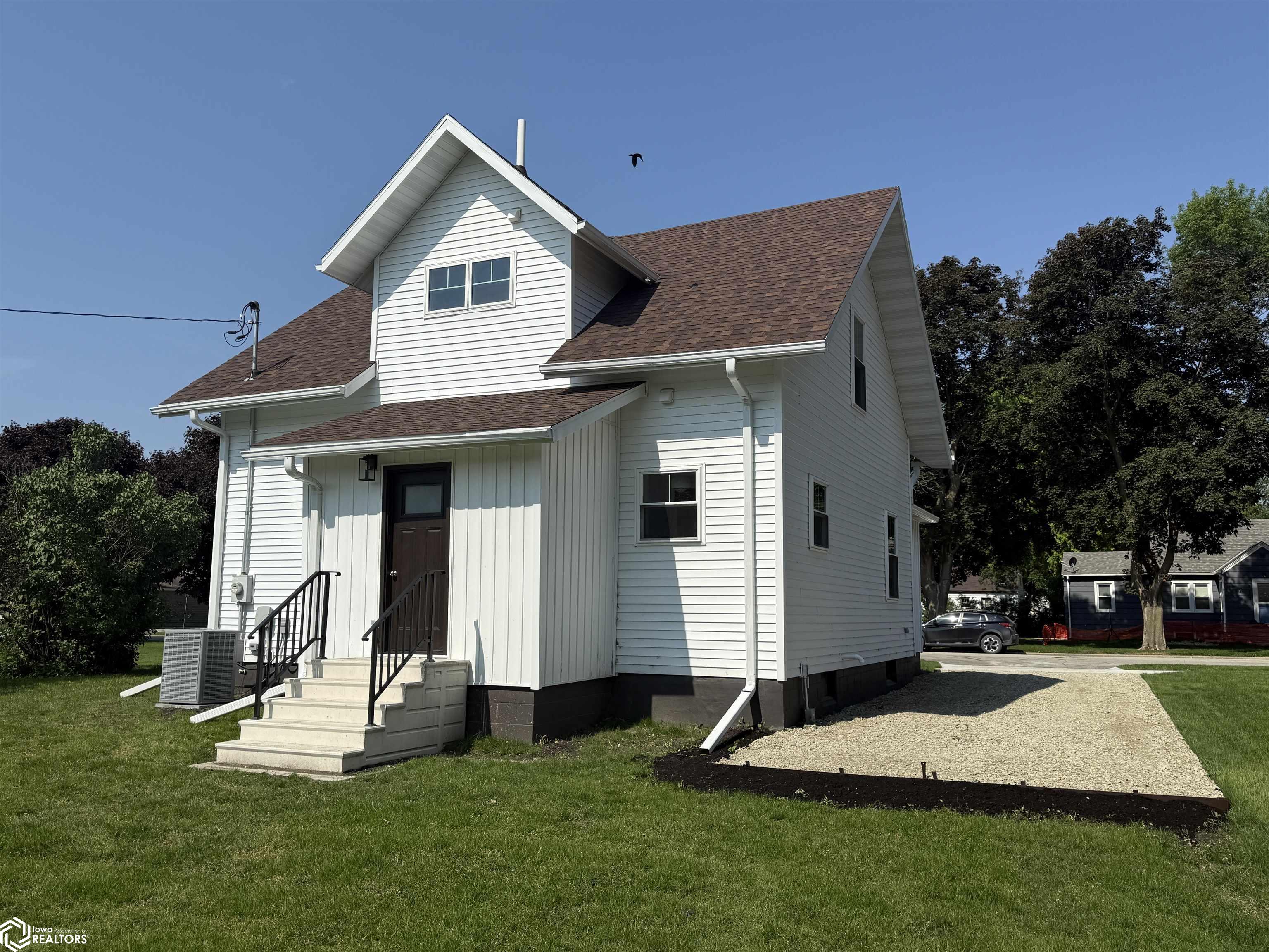 510 N Main Street, Buffalo Center, Iowa image 4