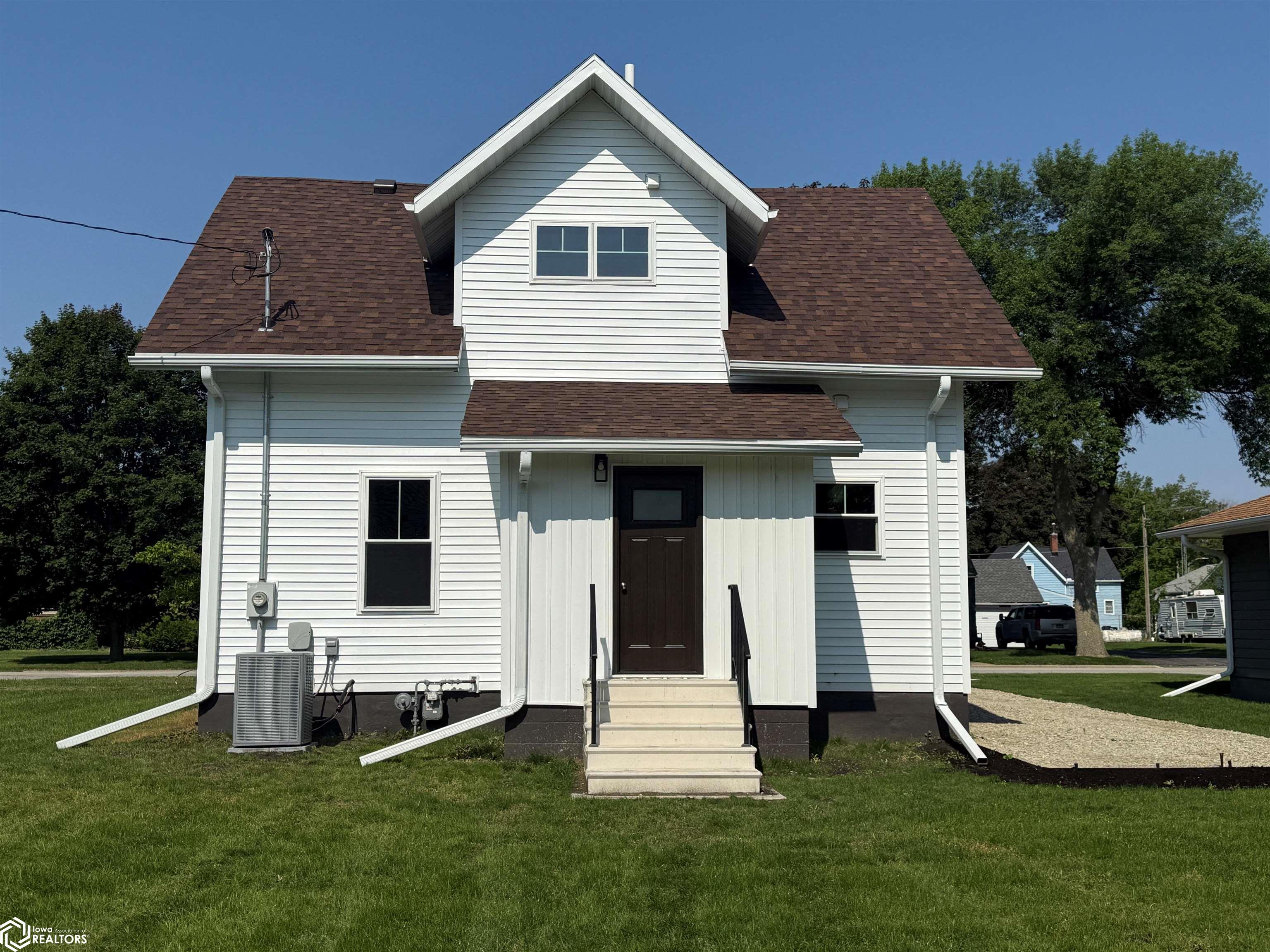 510 N Main Street, Buffalo Center, Iowa image 6