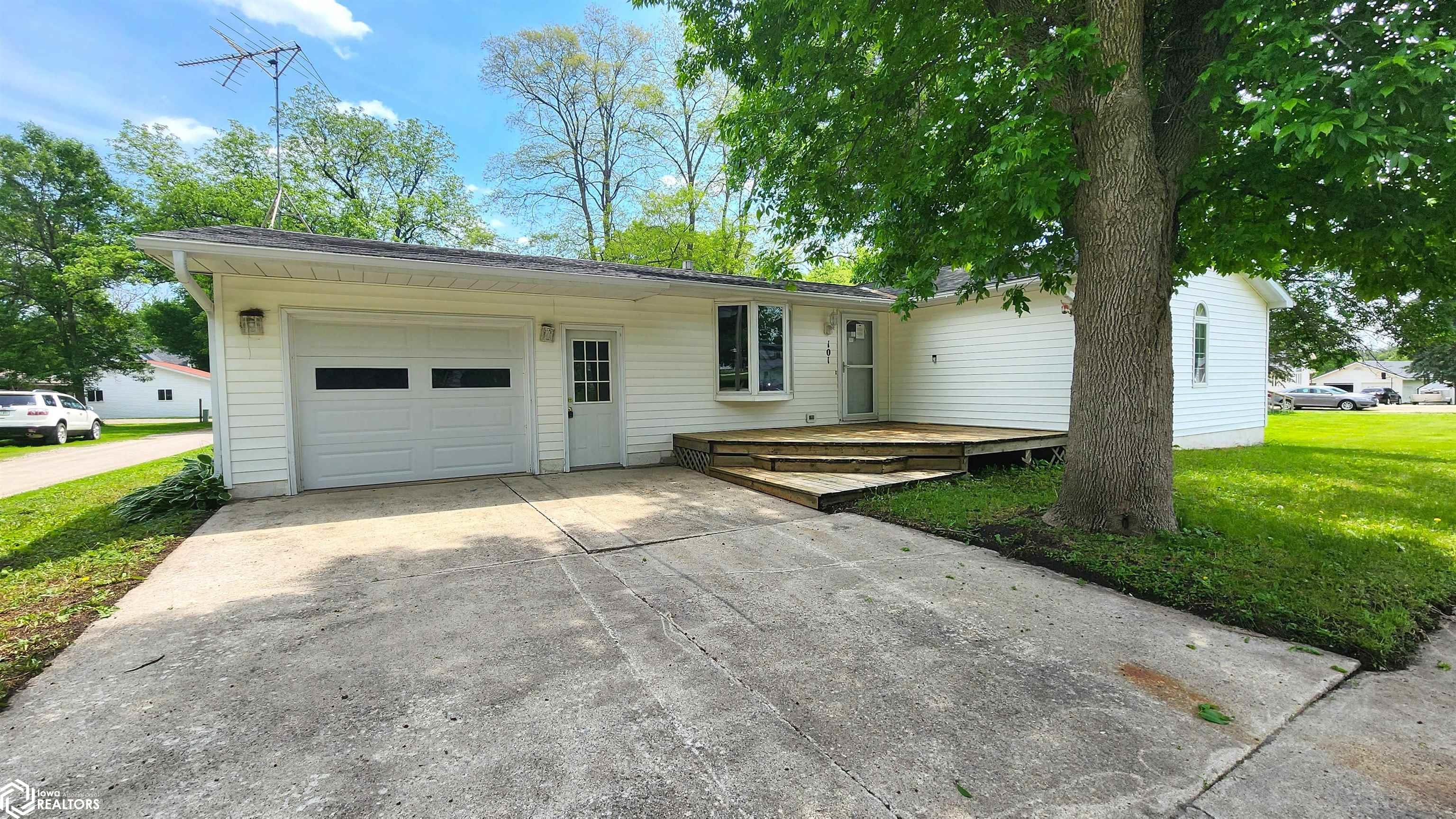 101 Spring Street, Fertile, Iowa image 1