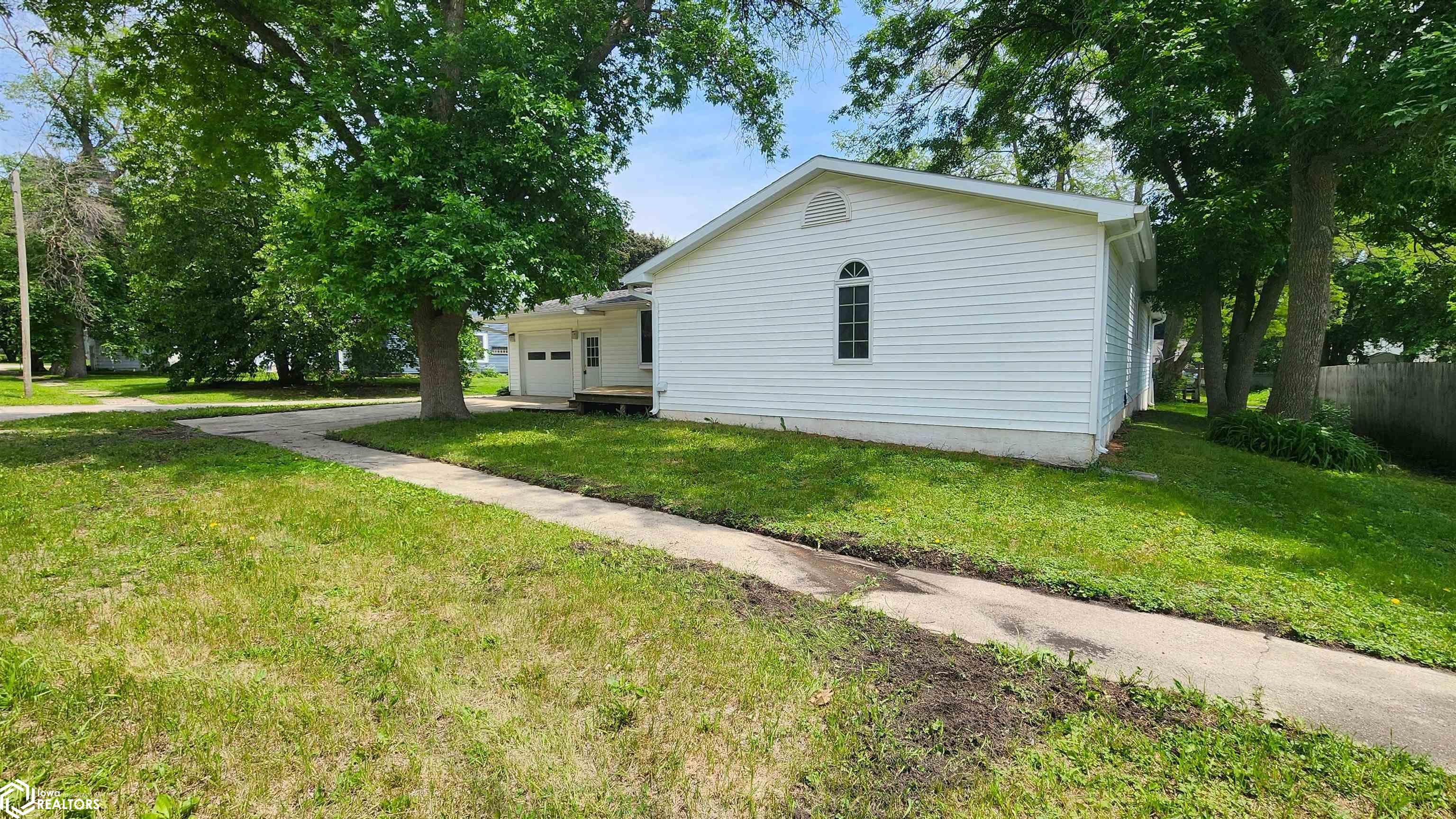 101 Spring Street, Fertile, Iowa image 3