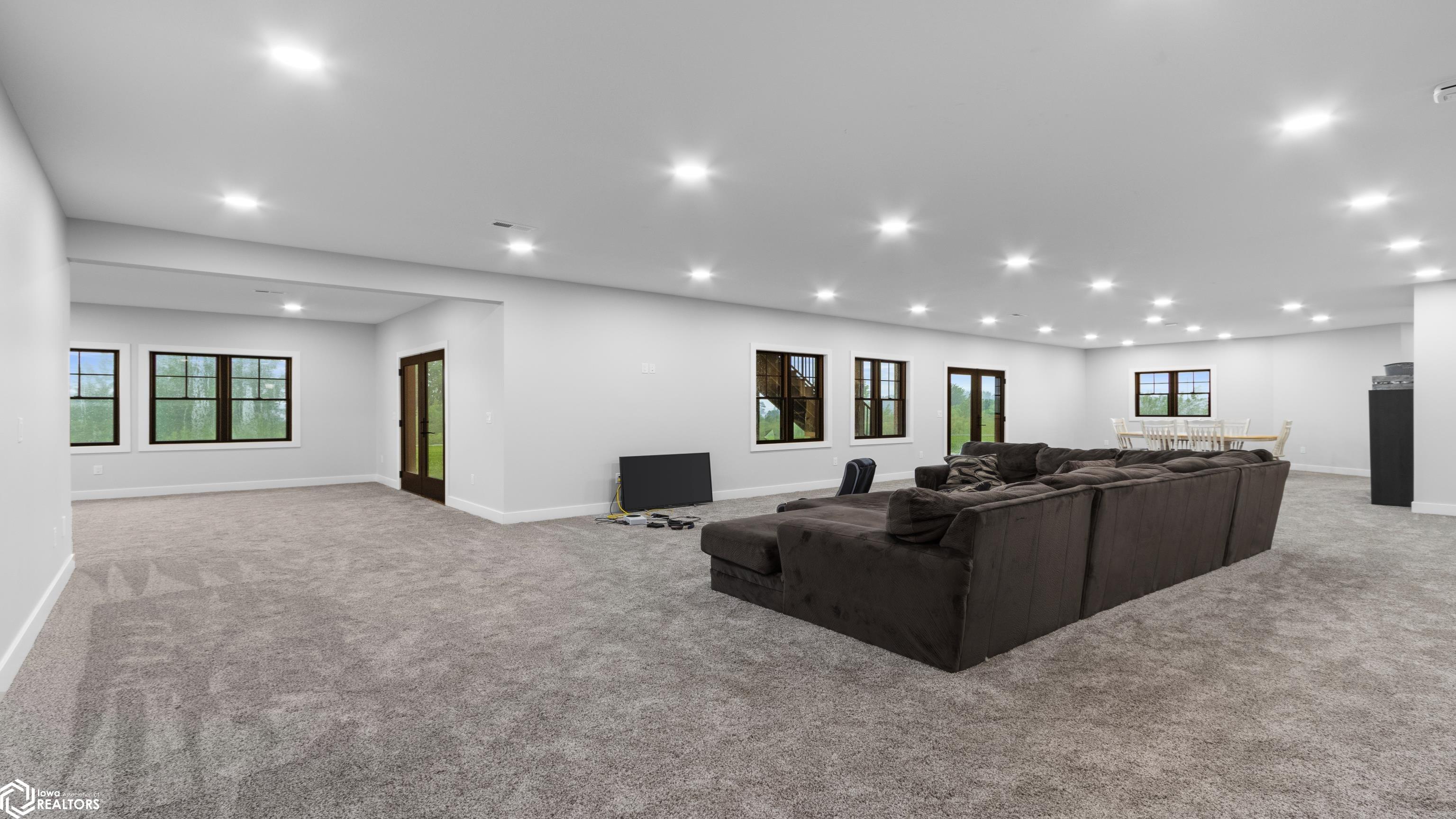 100 Coventry Ct, Clear Lake, Iowa image 38