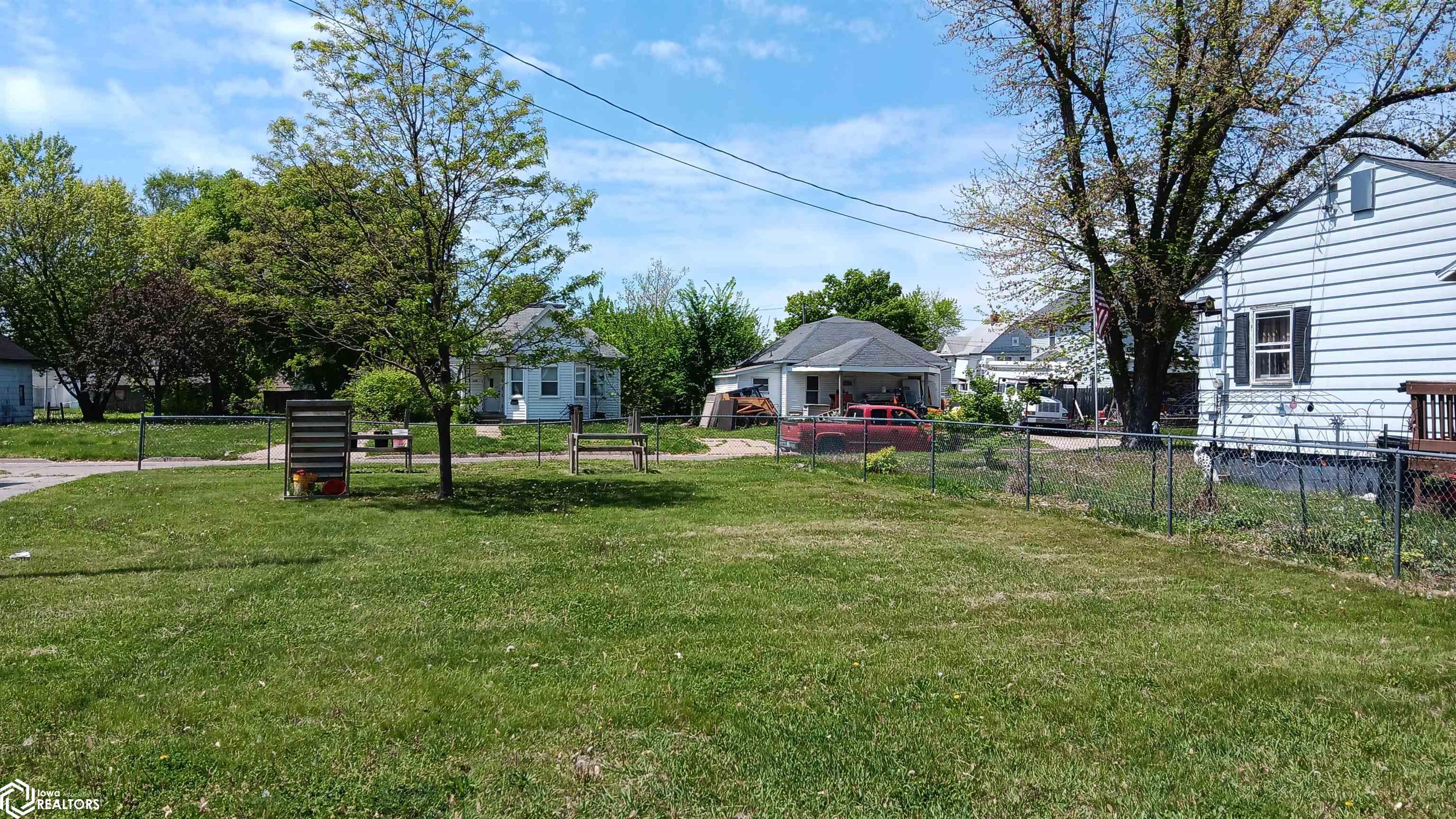 124 S Moore Street, Ottumwa, Iowa image 5