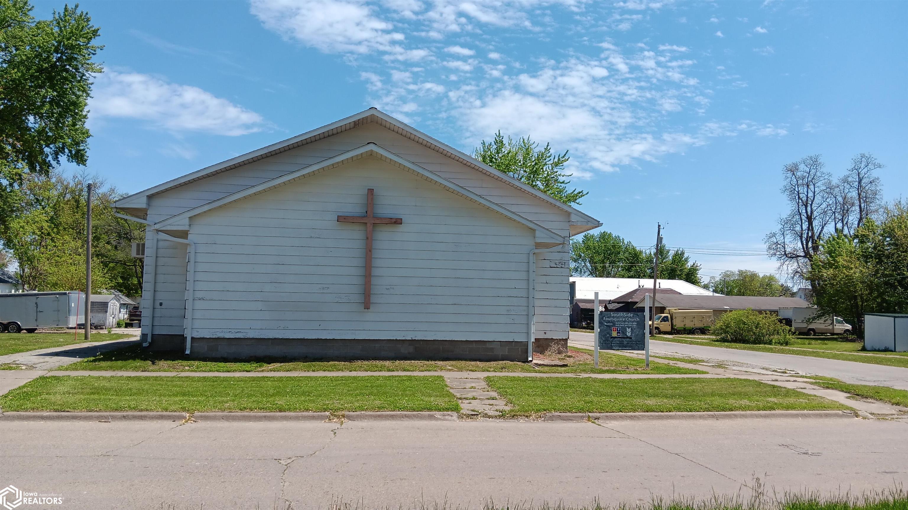 124 S Moore Street, Ottumwa, Iowa image 8
