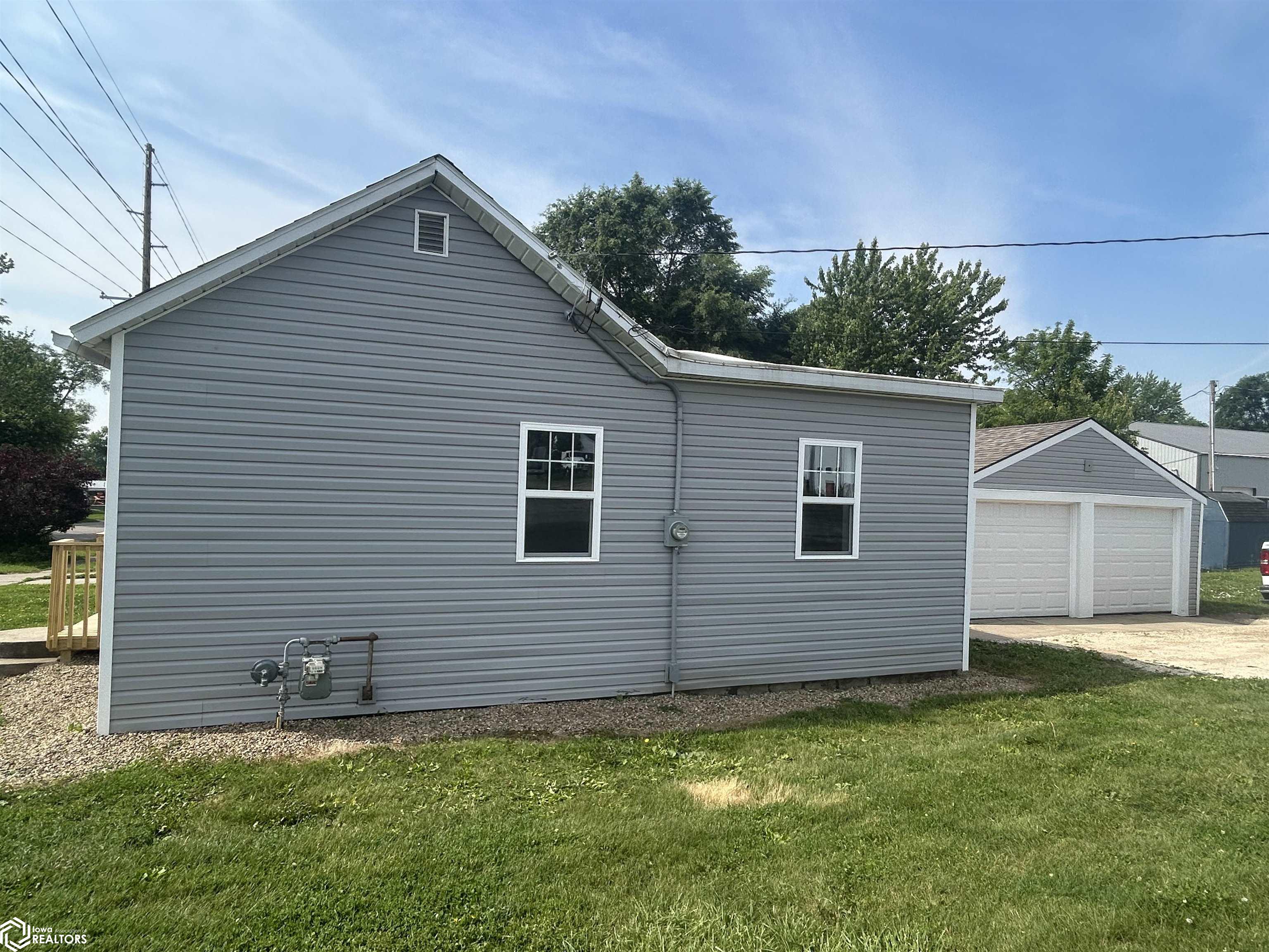 501 S 6th Street, Marshalltown, Iowa image 3