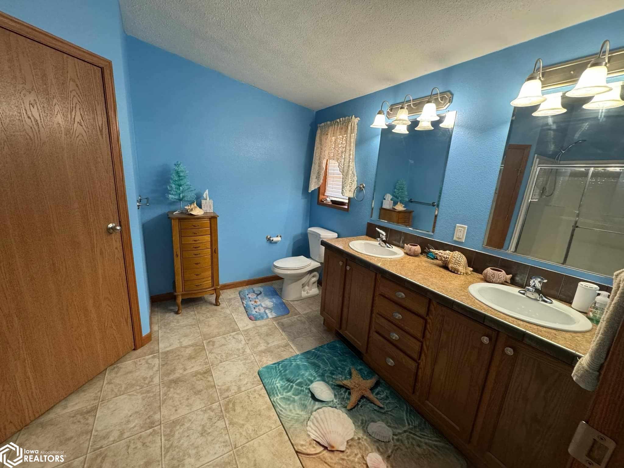 10166 Wildflower Drive, Unionville, Missouri image 13