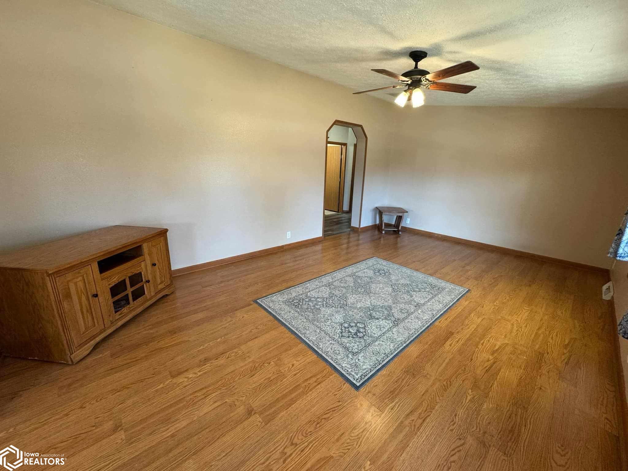 10166 Wildflower Drive, Unionville, Missouri image 14