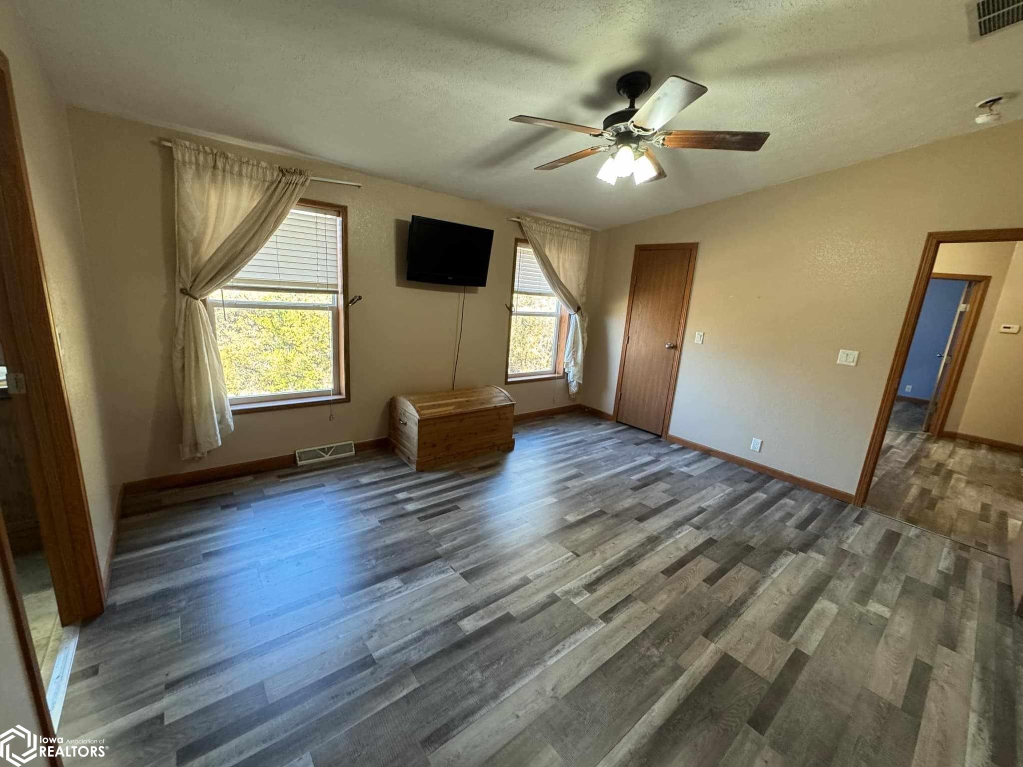 10166 Wildflower Drive, Unionville, Missouri image 10