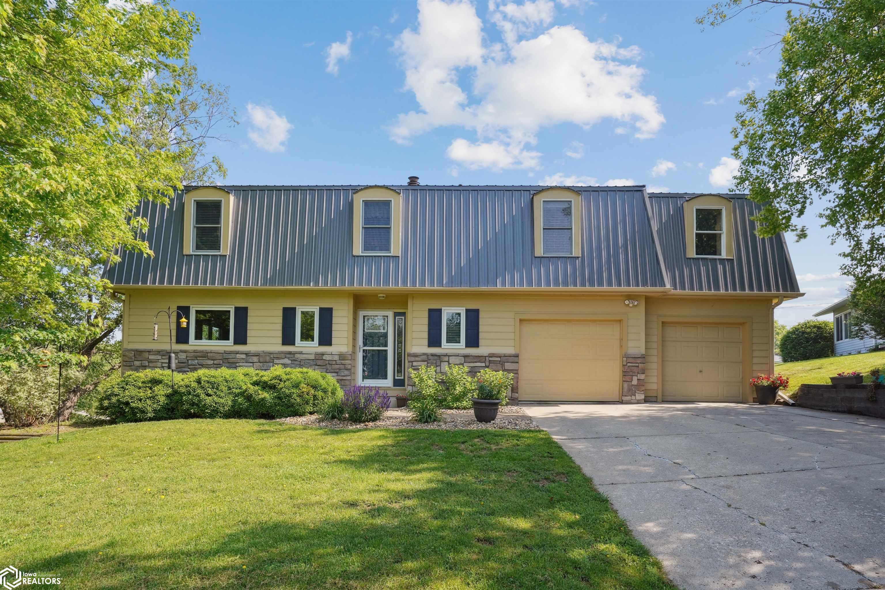 508 Brentwood Road, Marshalltown, Iowa image 1