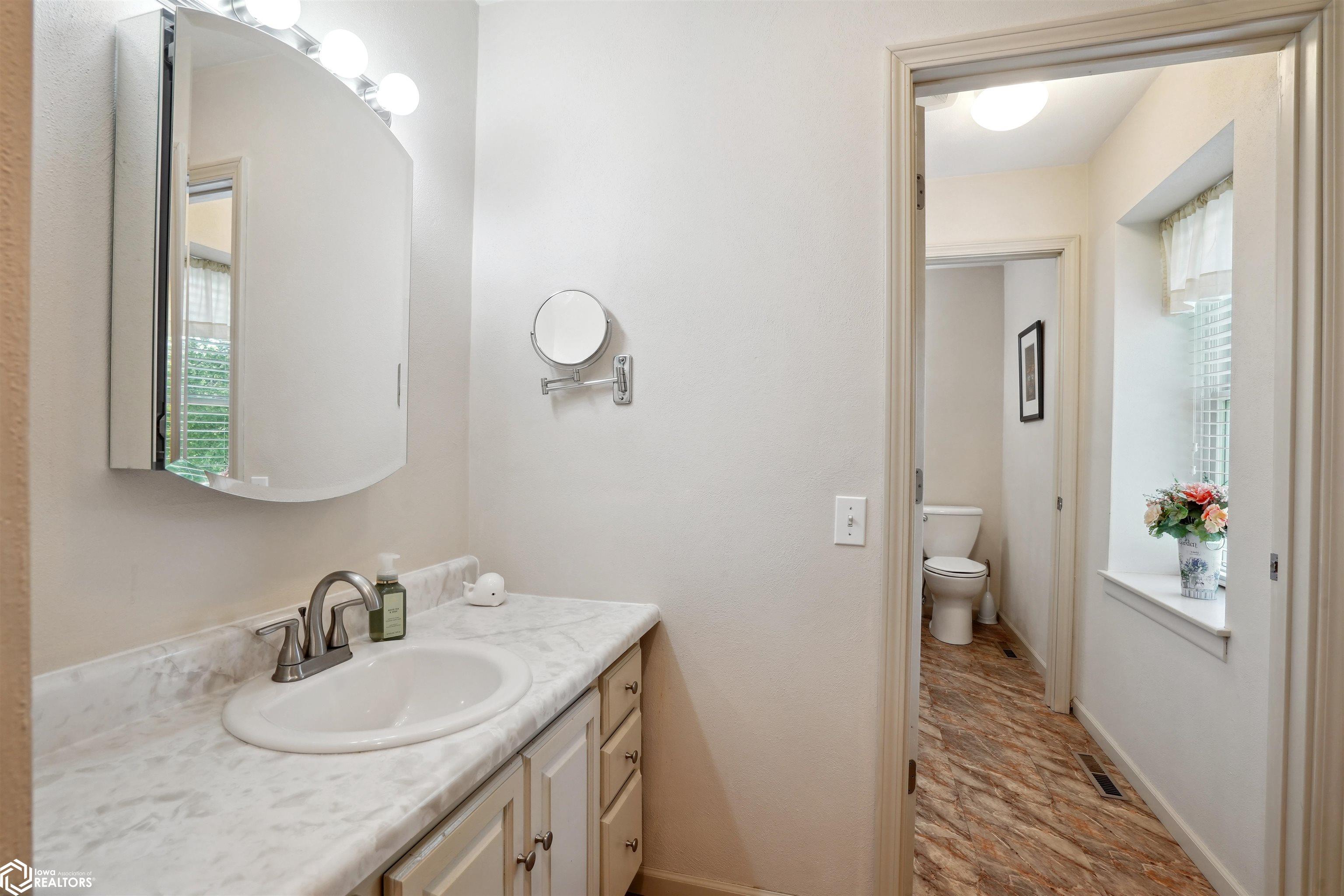 508 Brentwood Road, Marshalltown, Iowa image 20