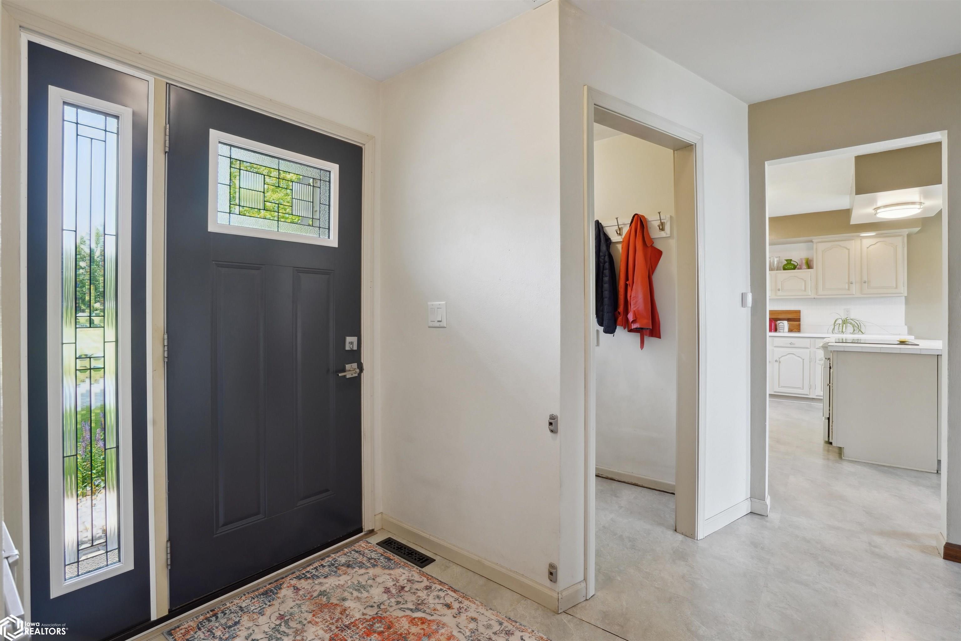 508 Brentwood Road, Marshalltown, Iowa image 3